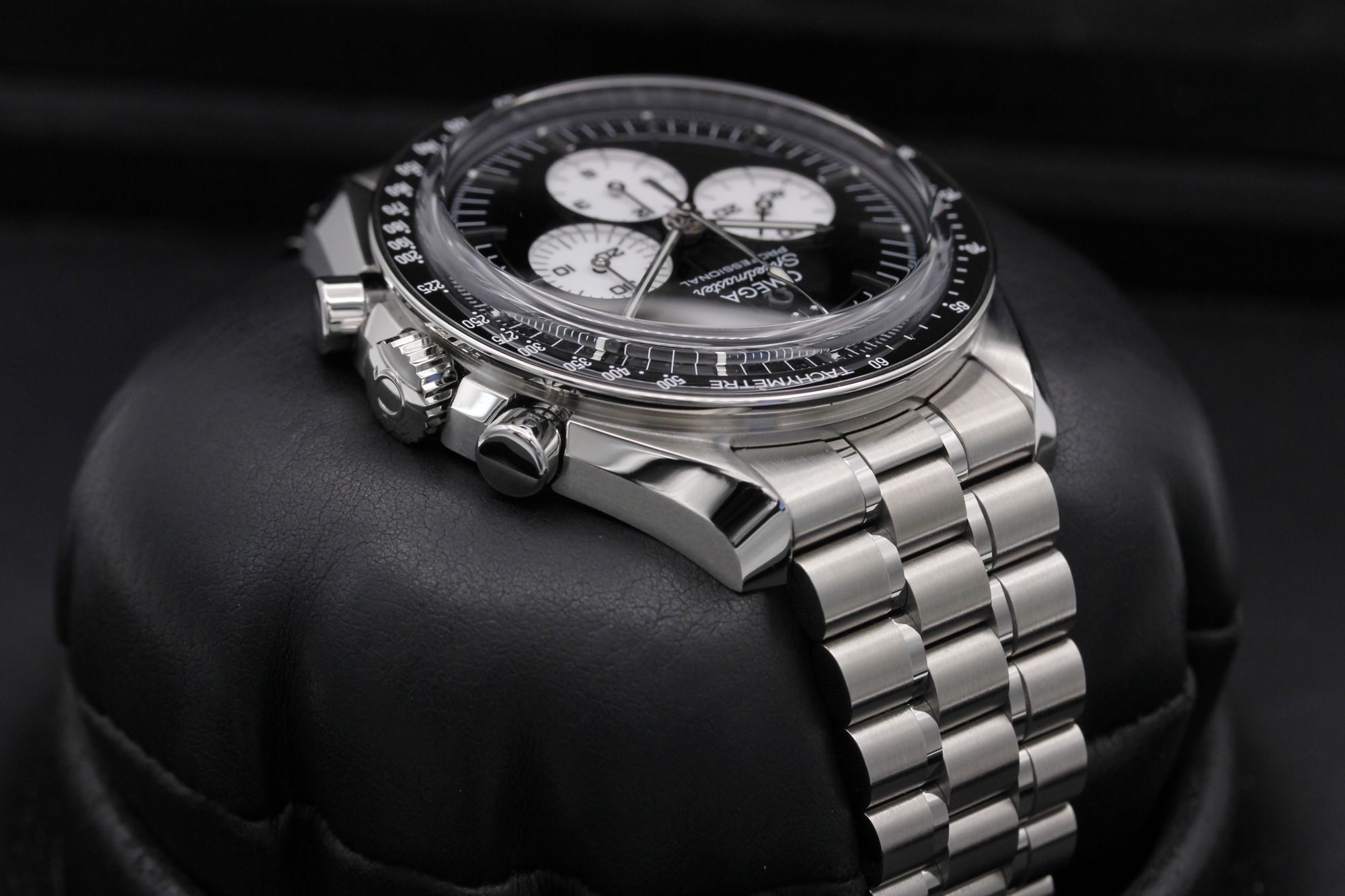 Omega Speedmaster Moonwatch Professional 310.30.42.50.01.004 Thumbnail 4
