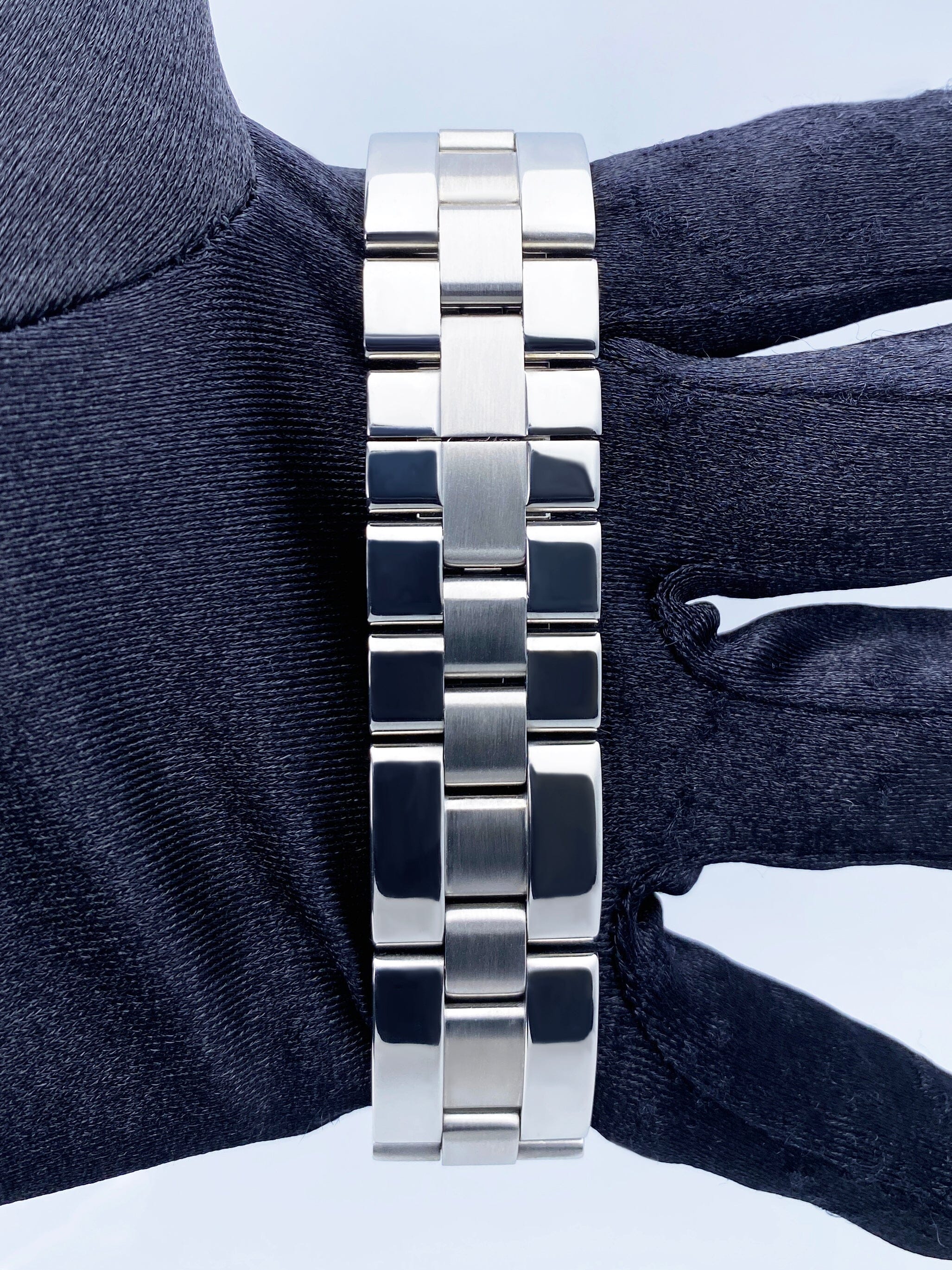 Cartier Roadster W62025V3 Thumbnail 6