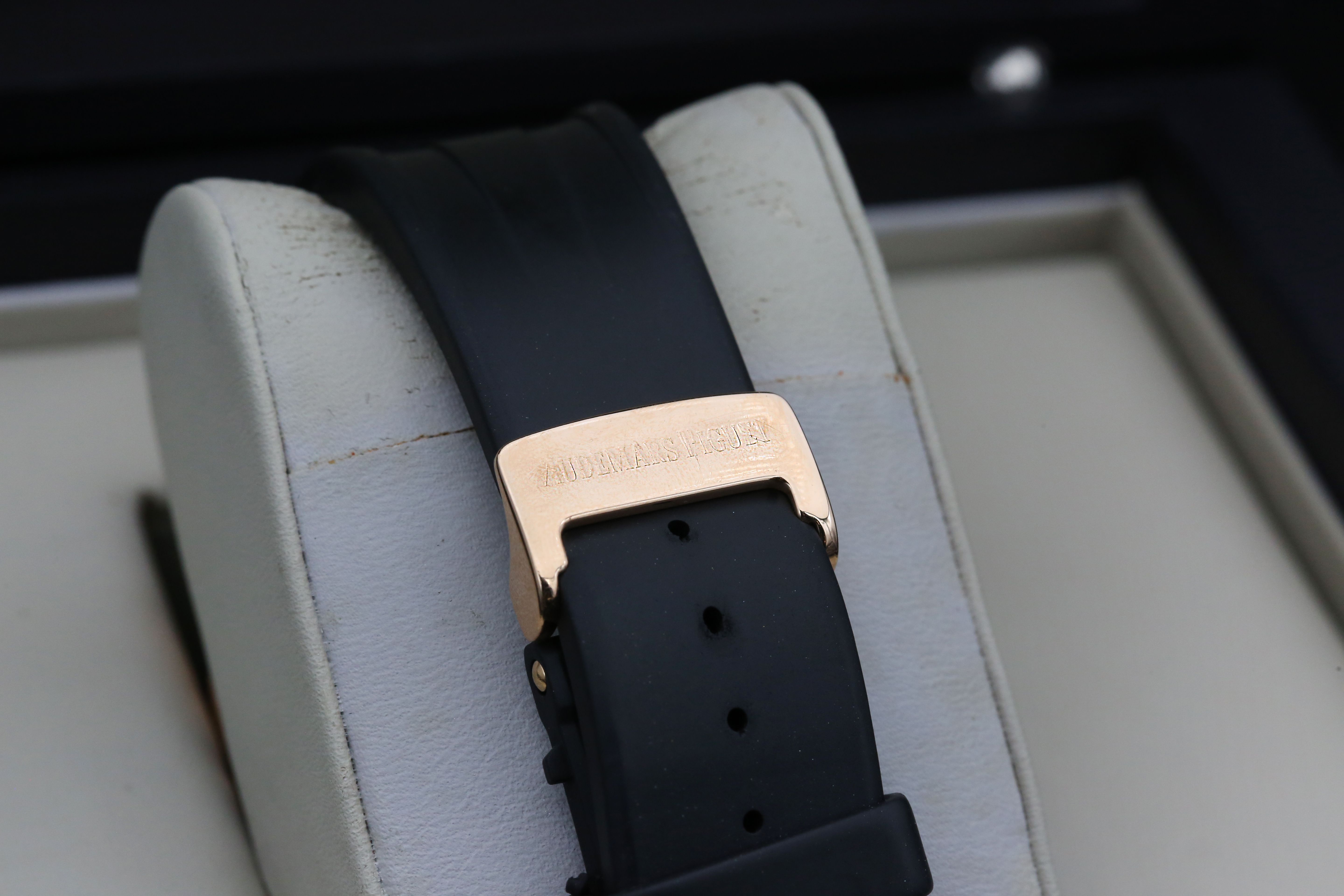 Audemars Piguet Royal Oak Offshore 25940OK.OO.D002CA.01.A Thumbnail 3