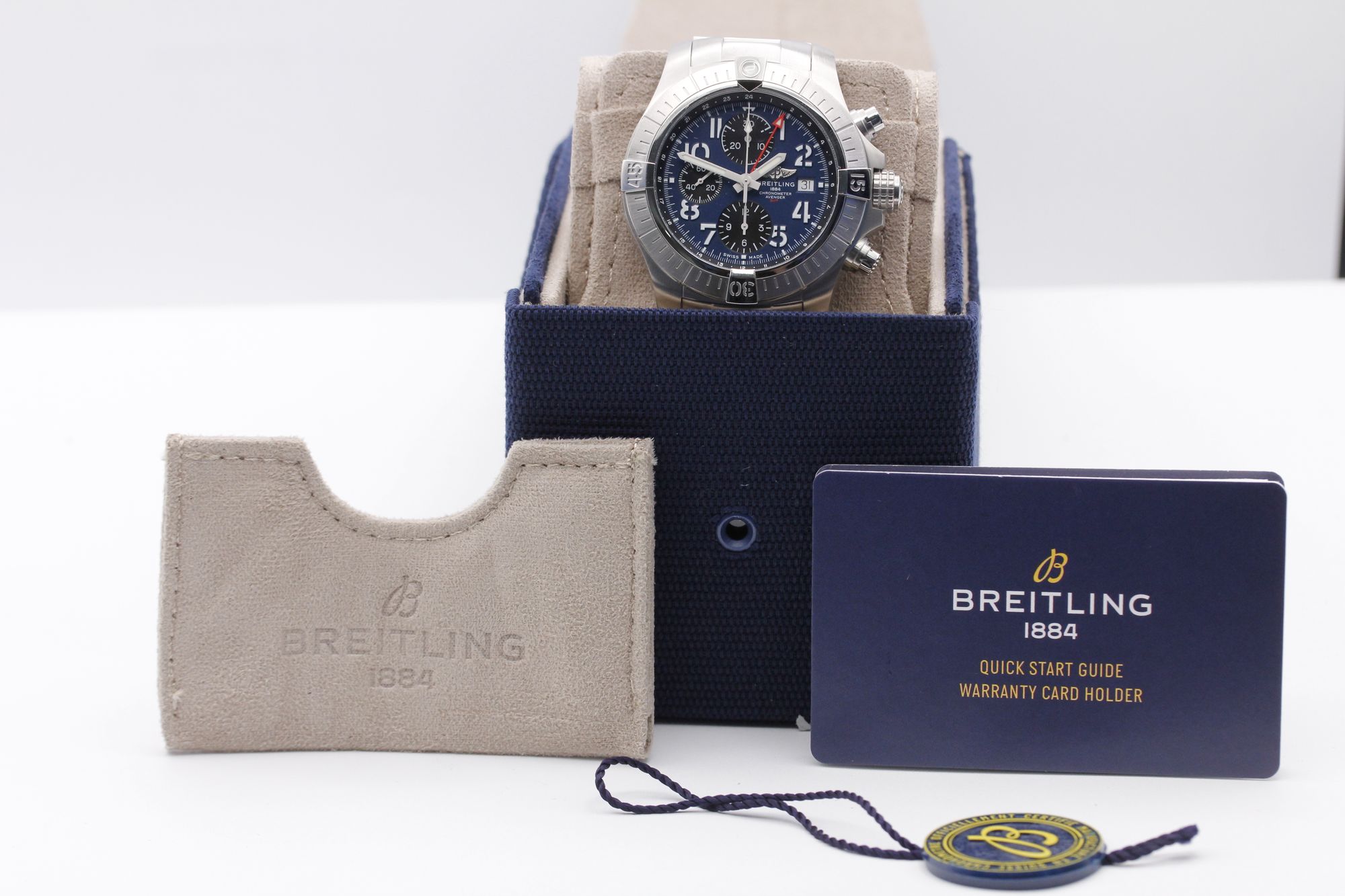 Breitling Avenger Chronograph 45 A24315 Thumbnail 5