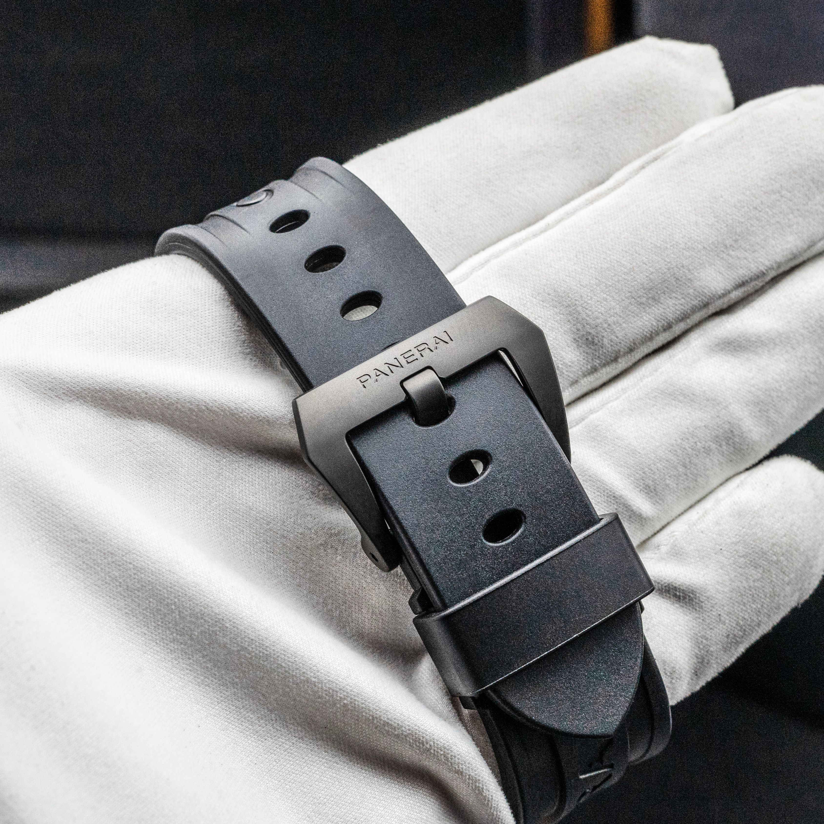 Panerai Luminor 1950 PAM00617 Thumbnail 3