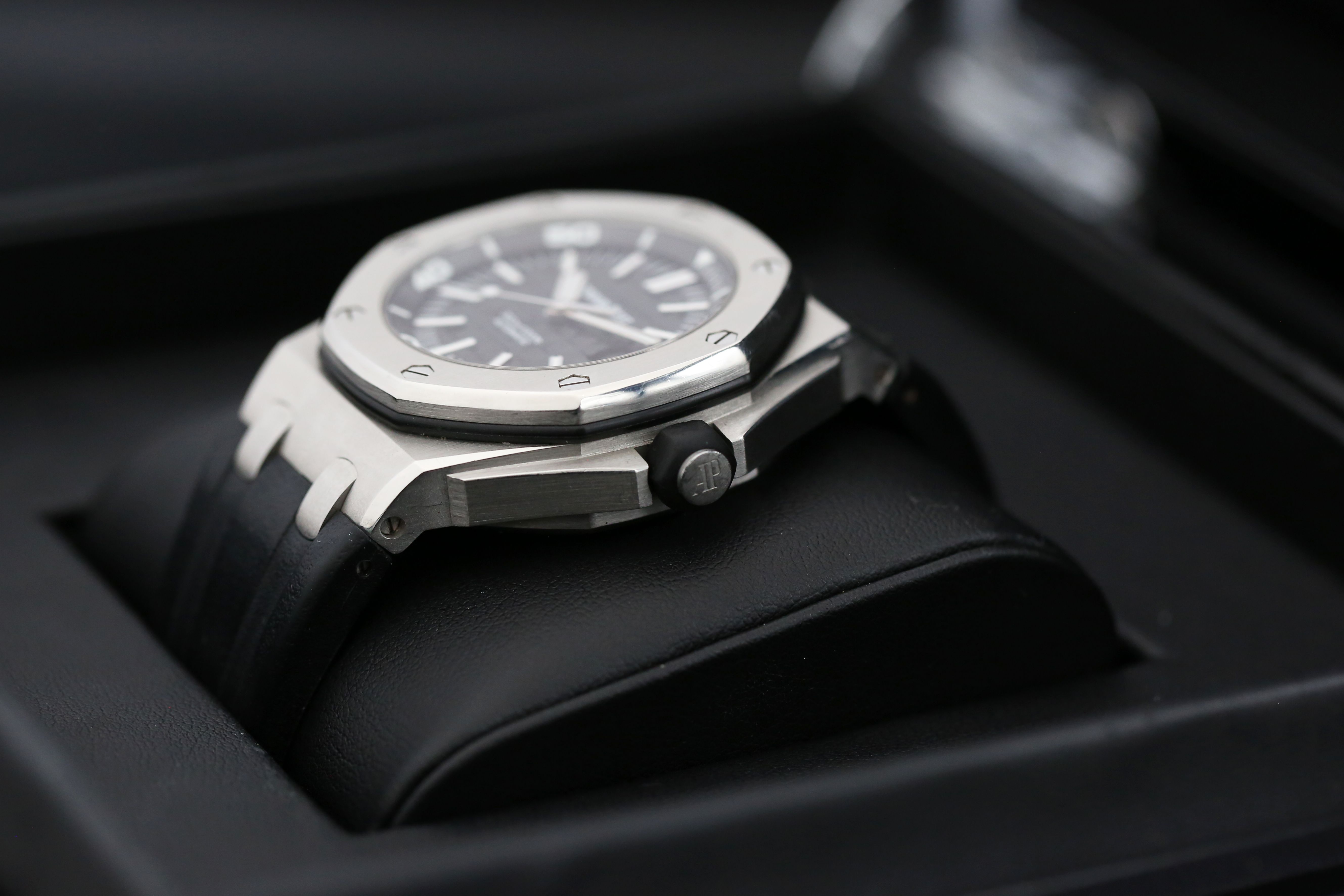 Audemars Piguet Royal Oak Offshore 15703ST.OO.A002CA.01 Thumbnail 6