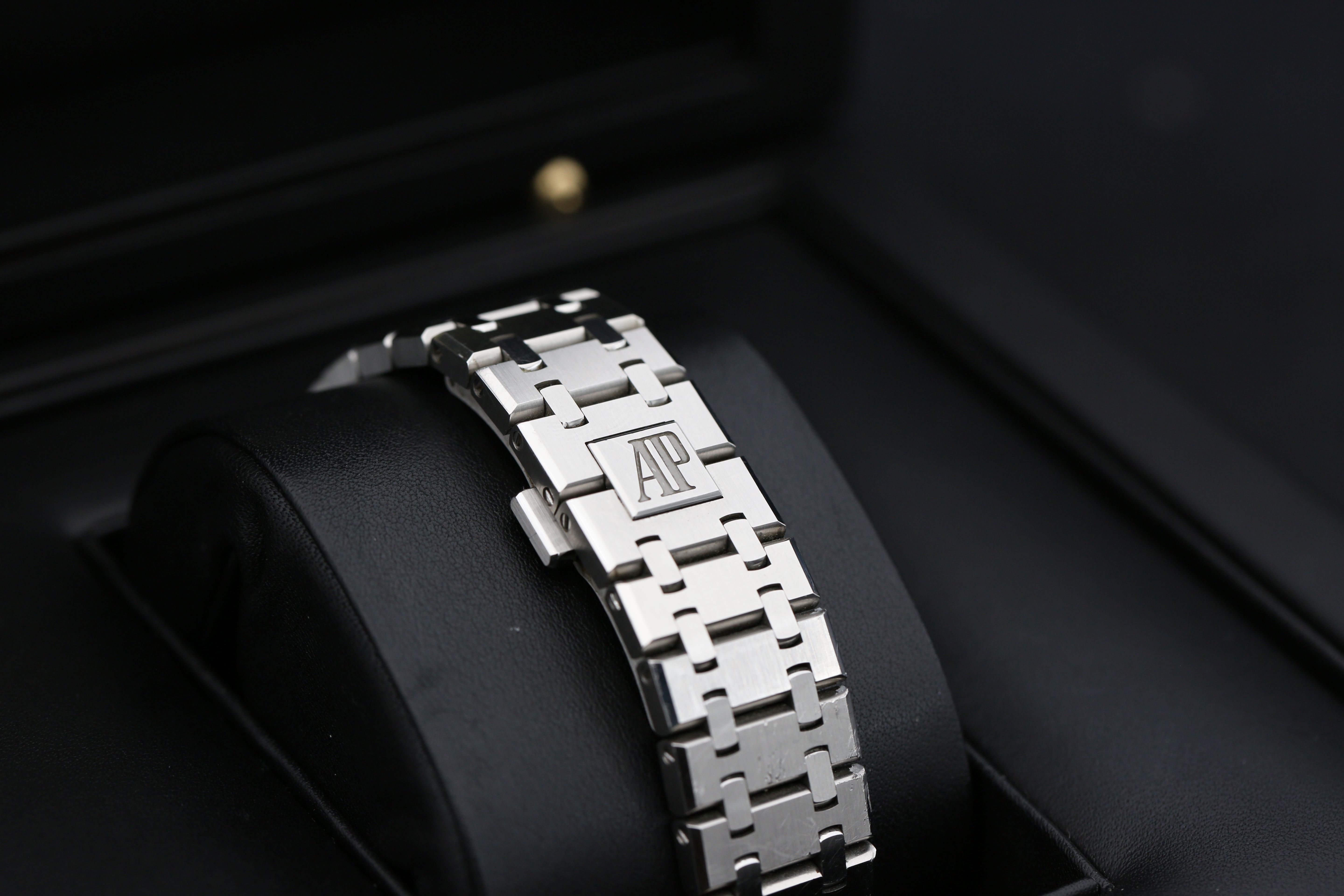 Audemars Piguet Royal Oak 15500ST.OO.1220ST.02 Thumbnail 3