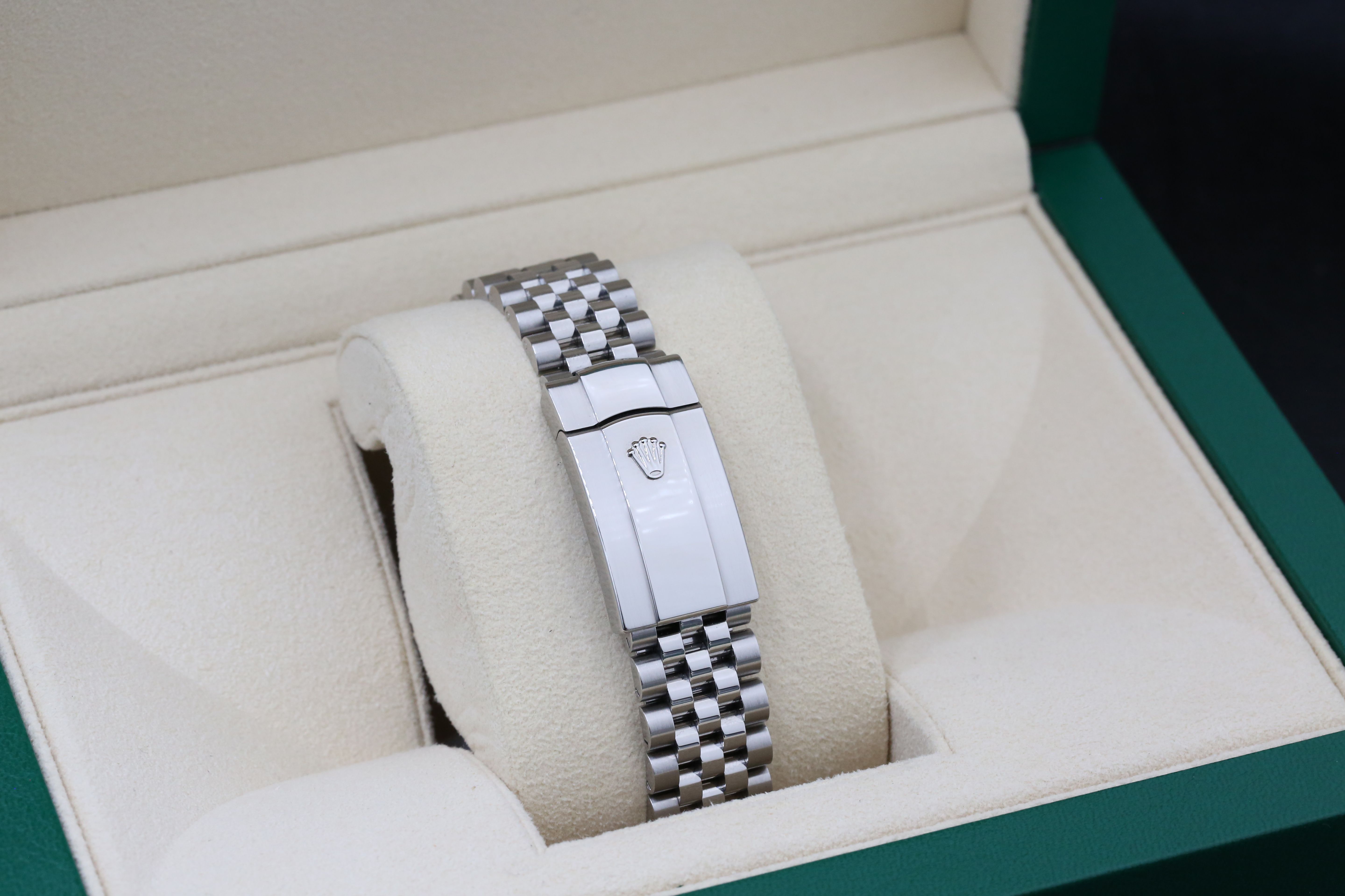 Rolex Datejust 126234 Thumbnail 3