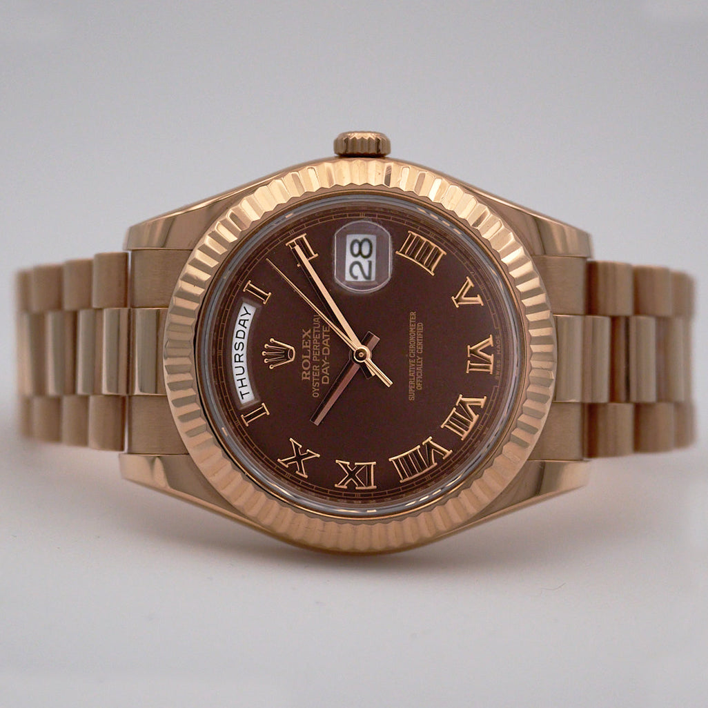 Rolex Day-Date II 218235 Thumbnail 2