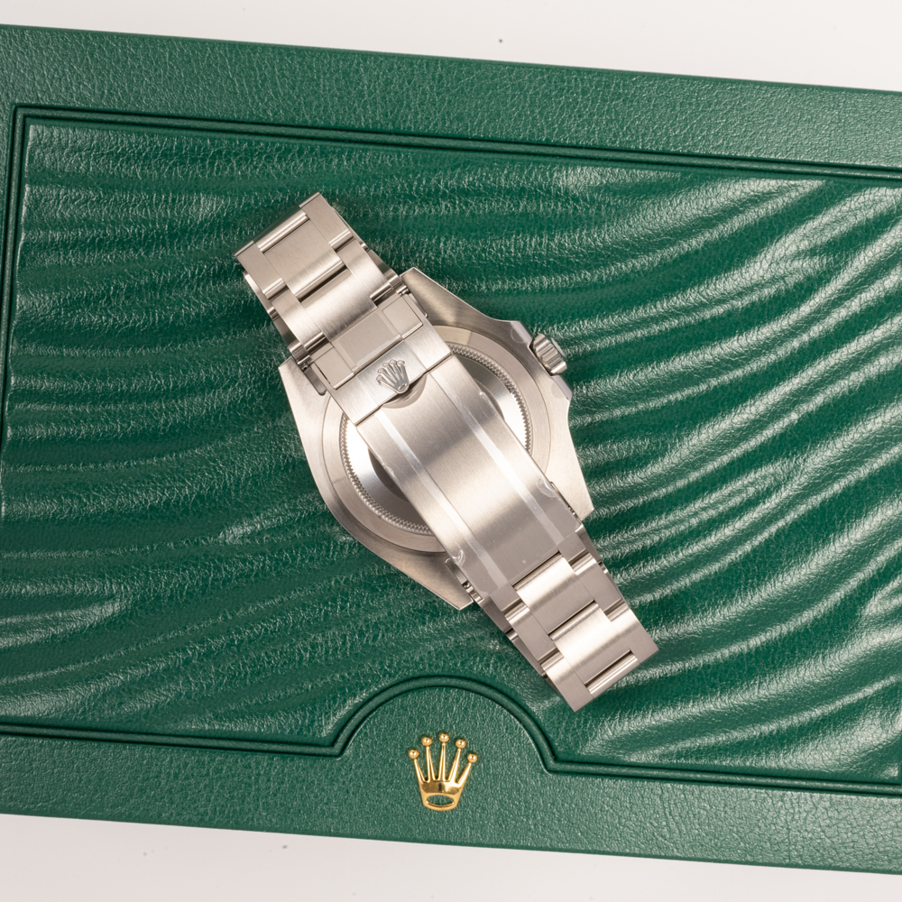 Rolex Submariner 124060 Thumbnail 3