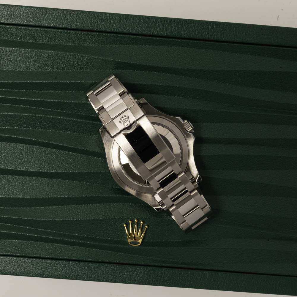 Rolex Yacht-Master 126622 Thumbnail 3
