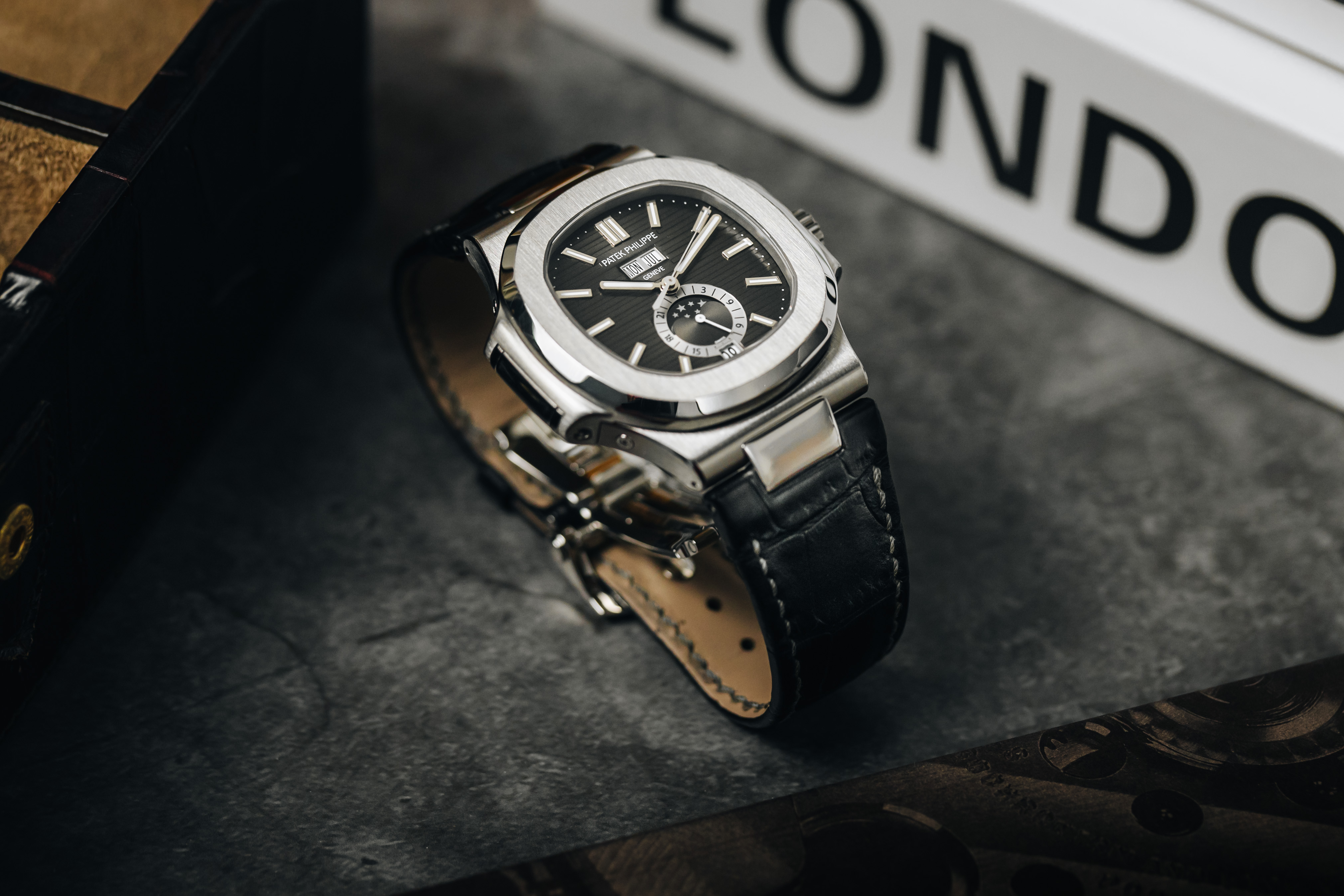 Patek Philippe Nautilus 5726A-001 Thumbnail 6