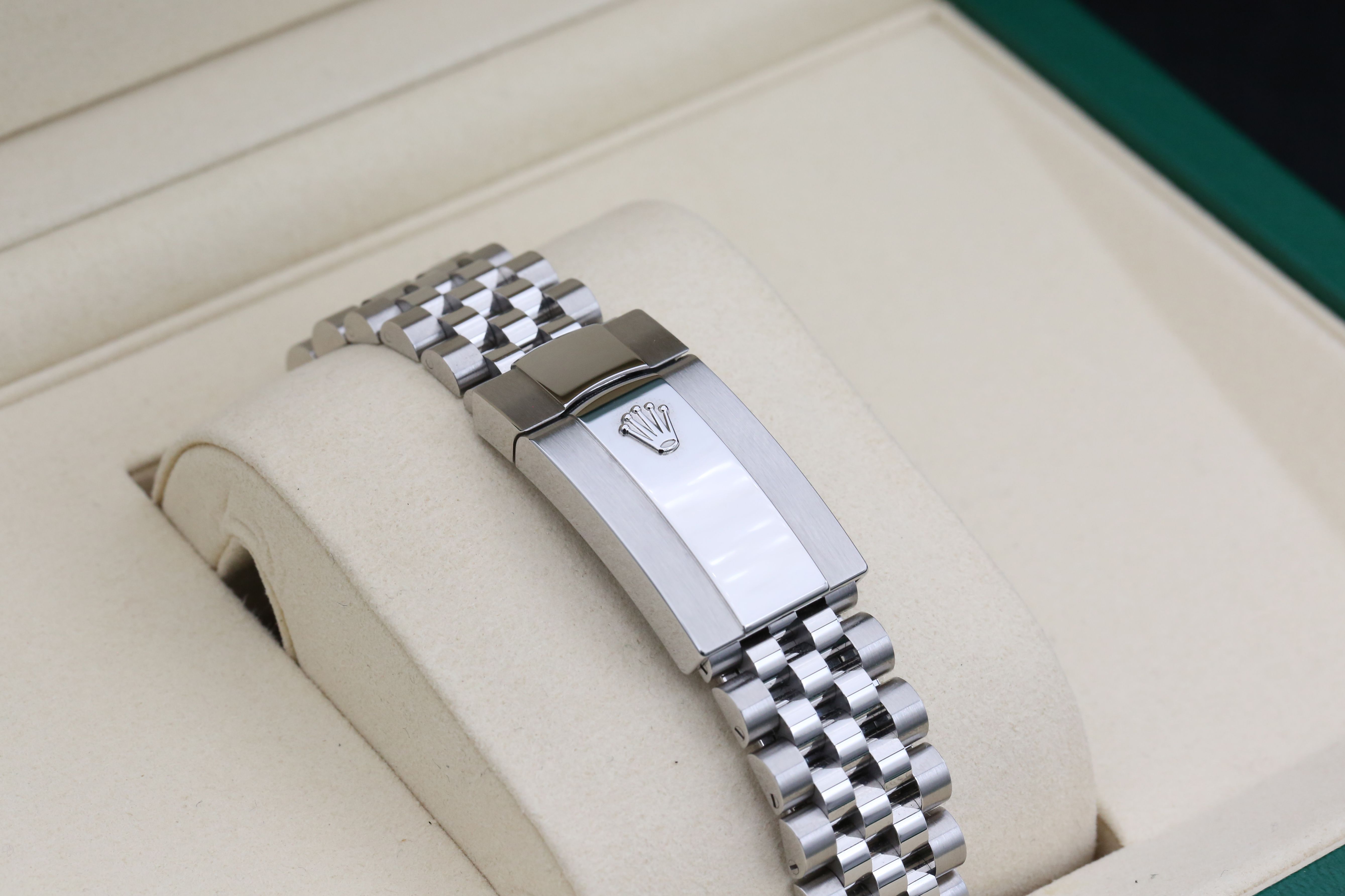 Rolex Datejust 41 126334 Thumbnail 3