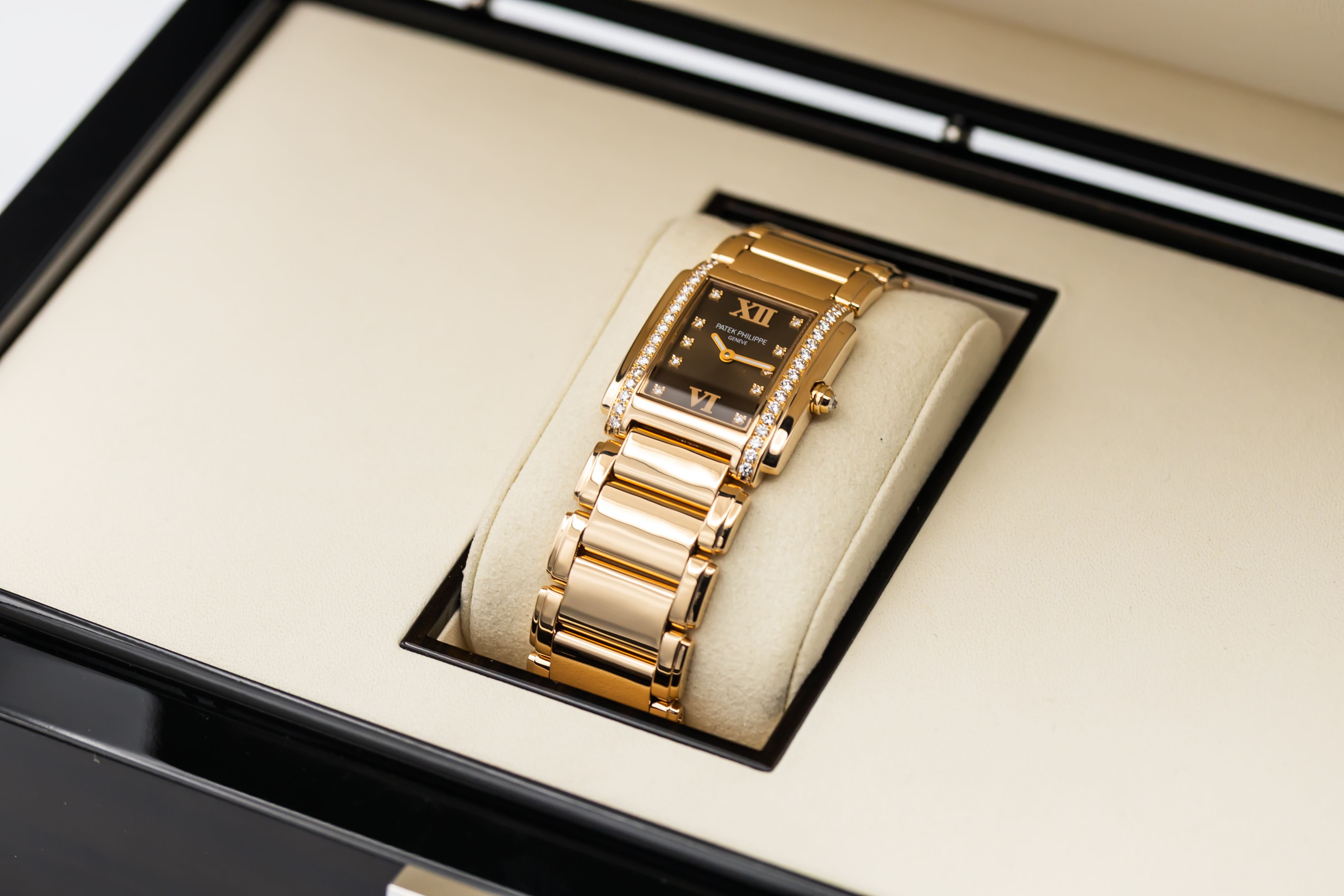 Patek Philippe Twenty-4 4910/11R-010 Thumbnail 5