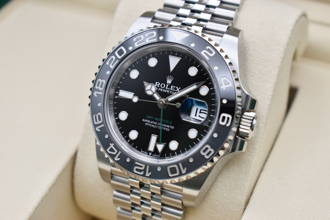 Rolex GMT Master II 126710 GRNR Thumbnail 2