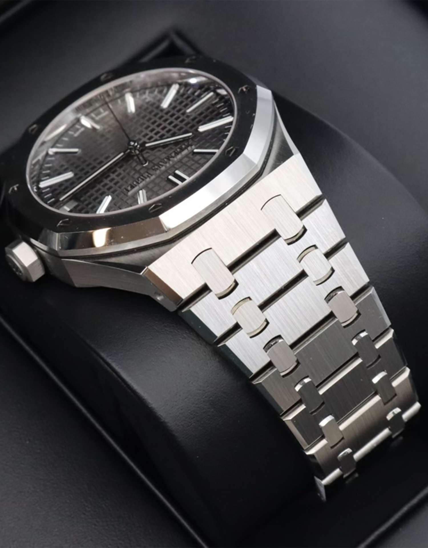 Audemars Piguet Royal Oak 15510ST.OO.1320ST.10 Thumbnail 5