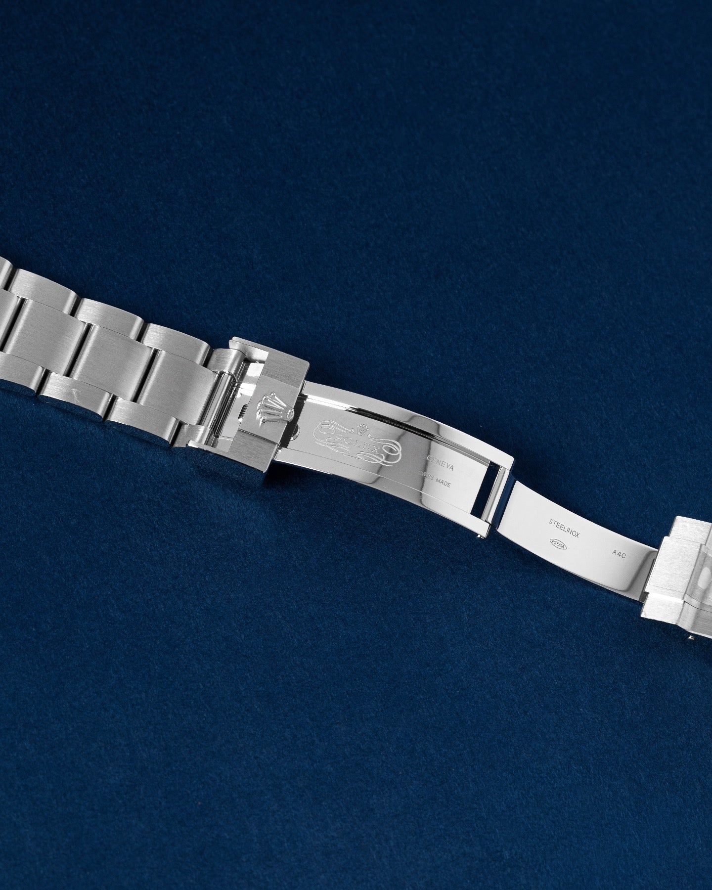 Rolex Explorer II 226570 Thumbnail 4