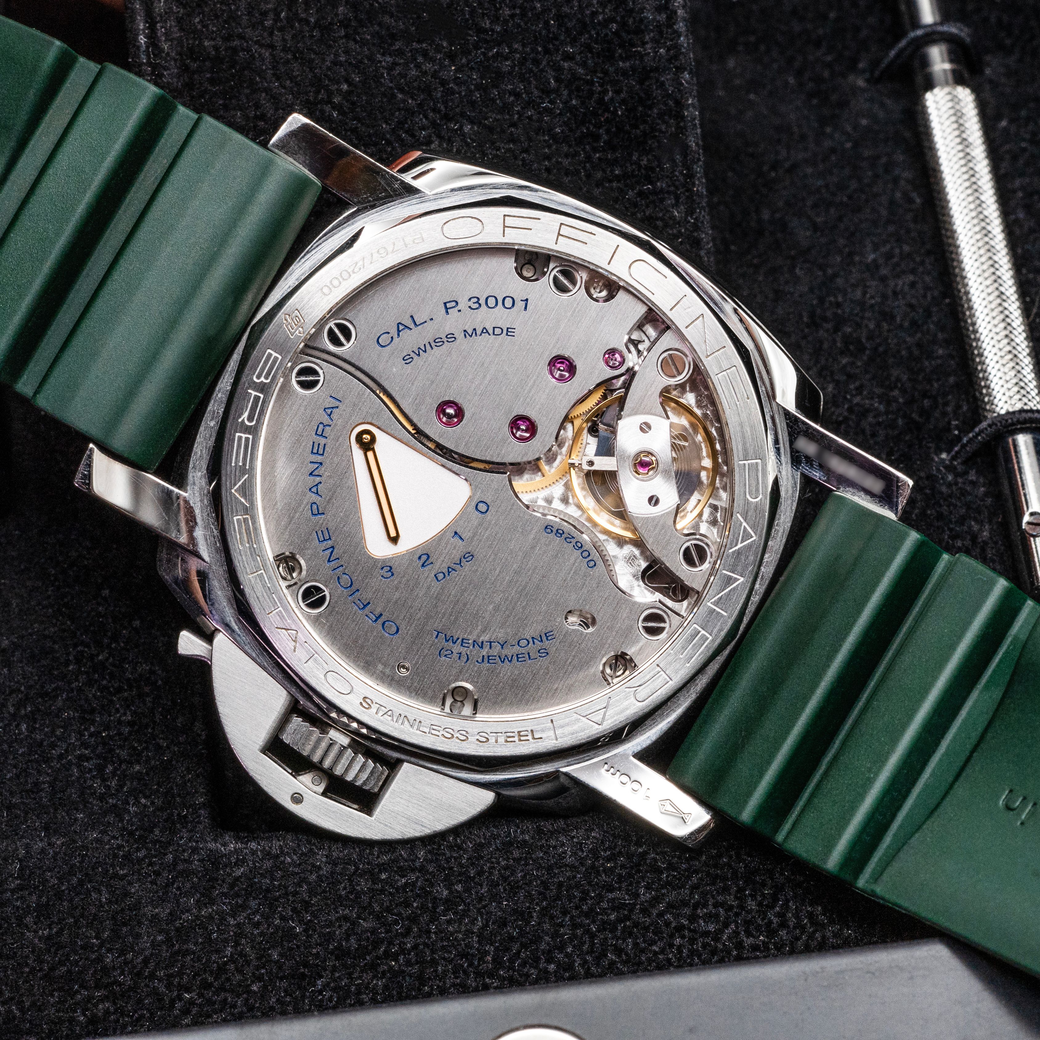 Panerai Luminor Marina PAM00422 Thumbnail 4