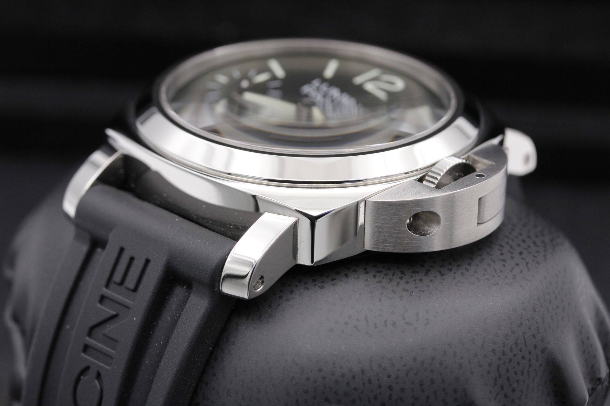 Panerai Luminor Logo PAM01624 Thumbnail 2