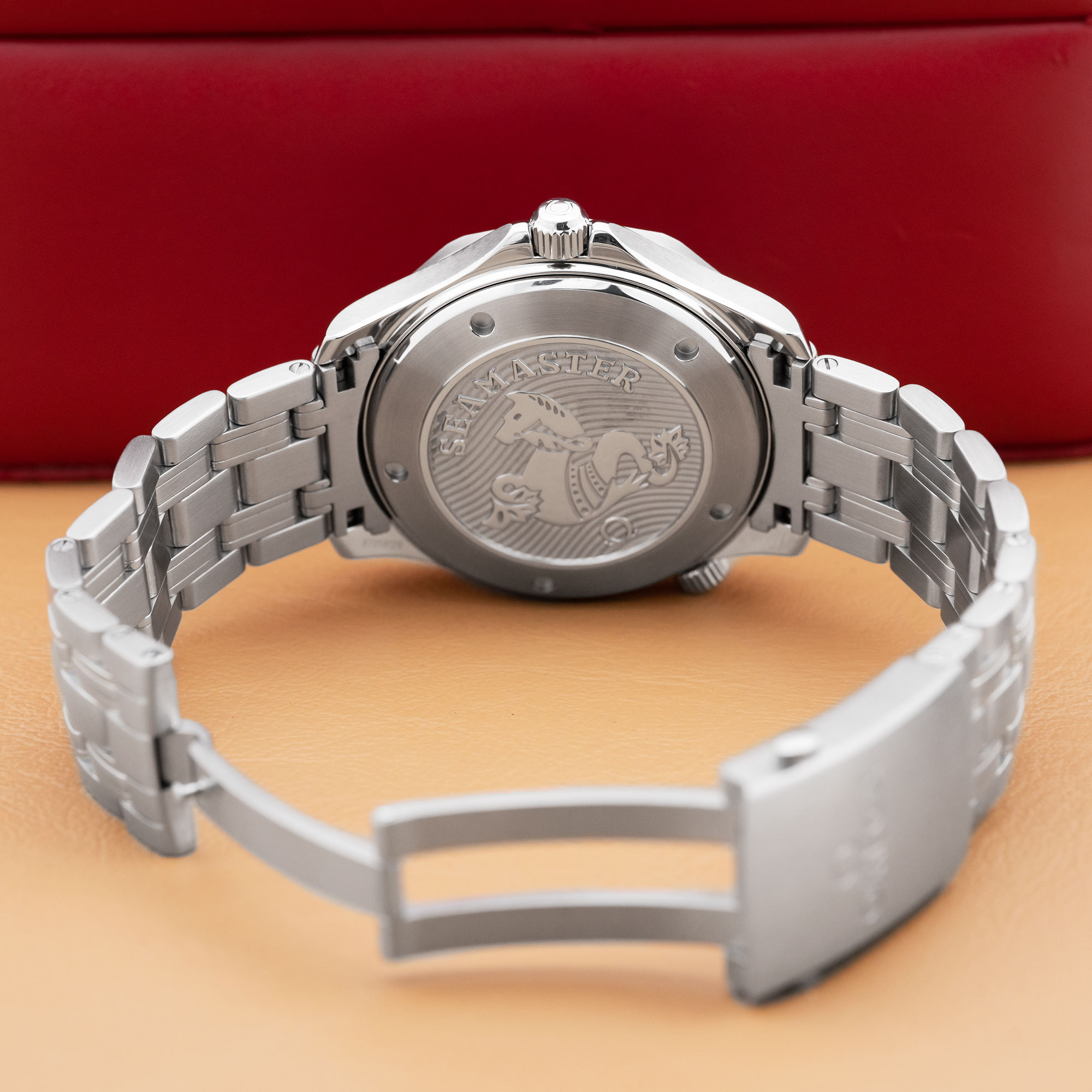 Omega Seamaster 300m 212.30.41.20.03.001 Thumbnail 3