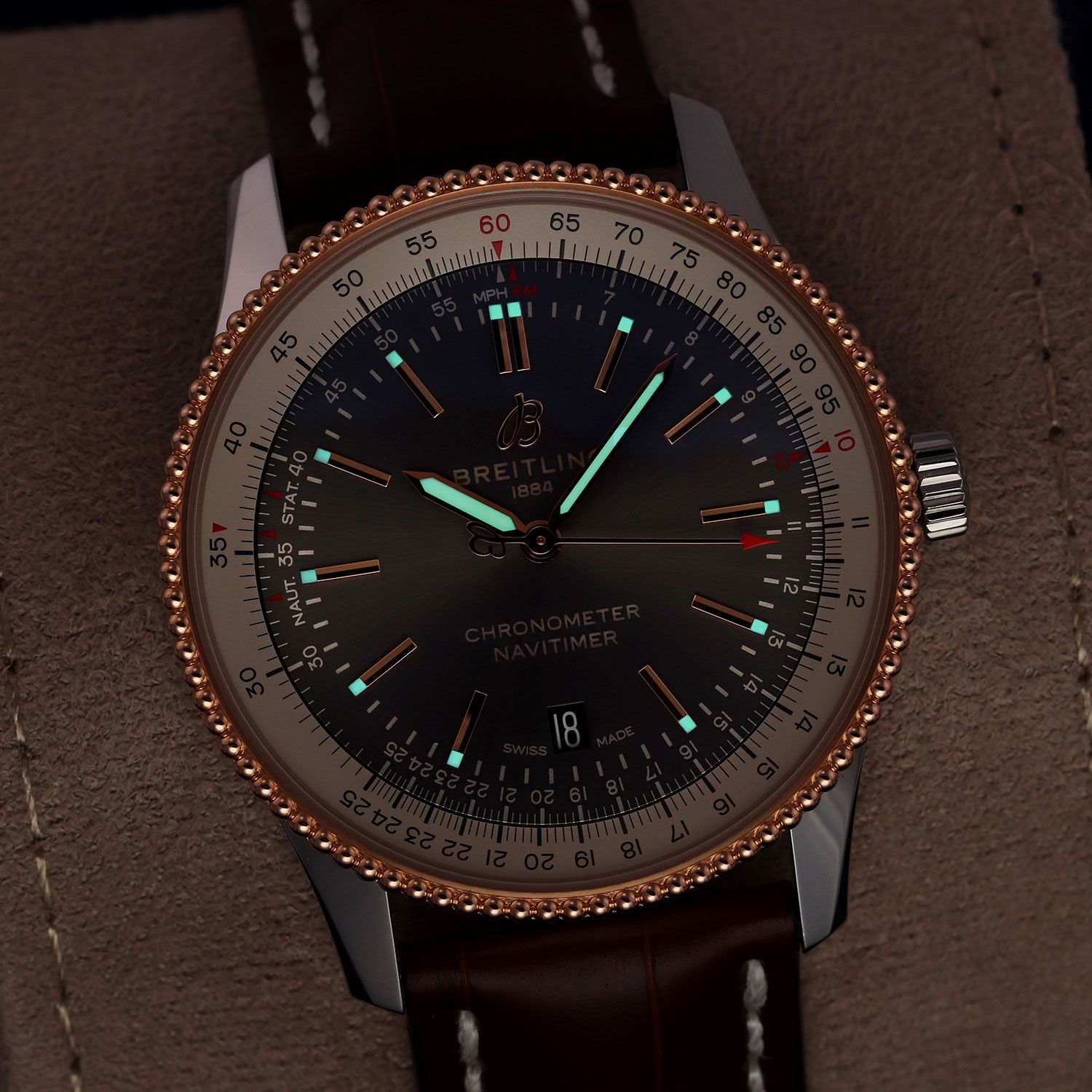 Breitling Navitimer Automatic 41 U17326 Thumbnail 6
