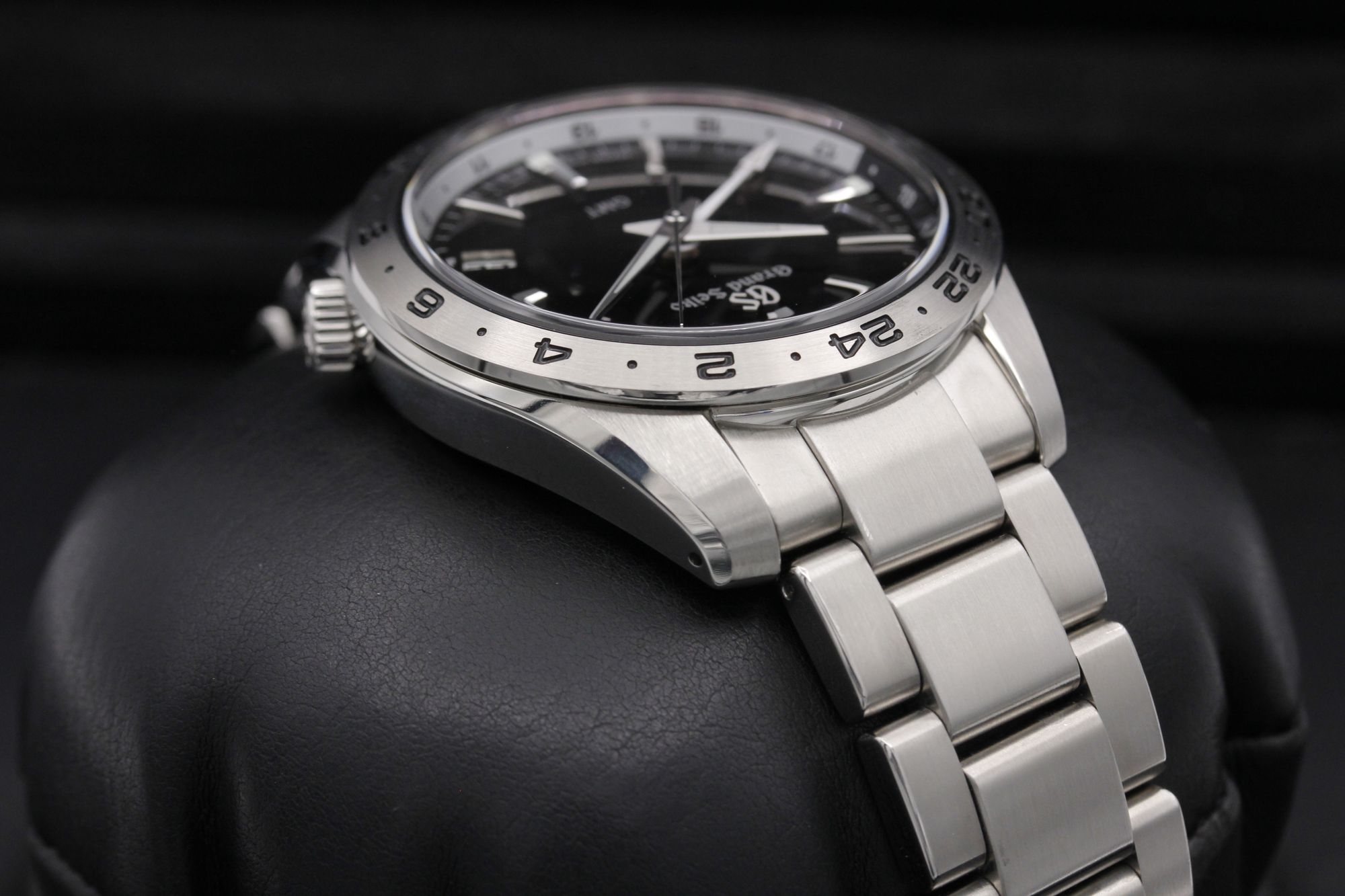 Grand Seiko Sport Collection SBGN027 Thumbnail 4