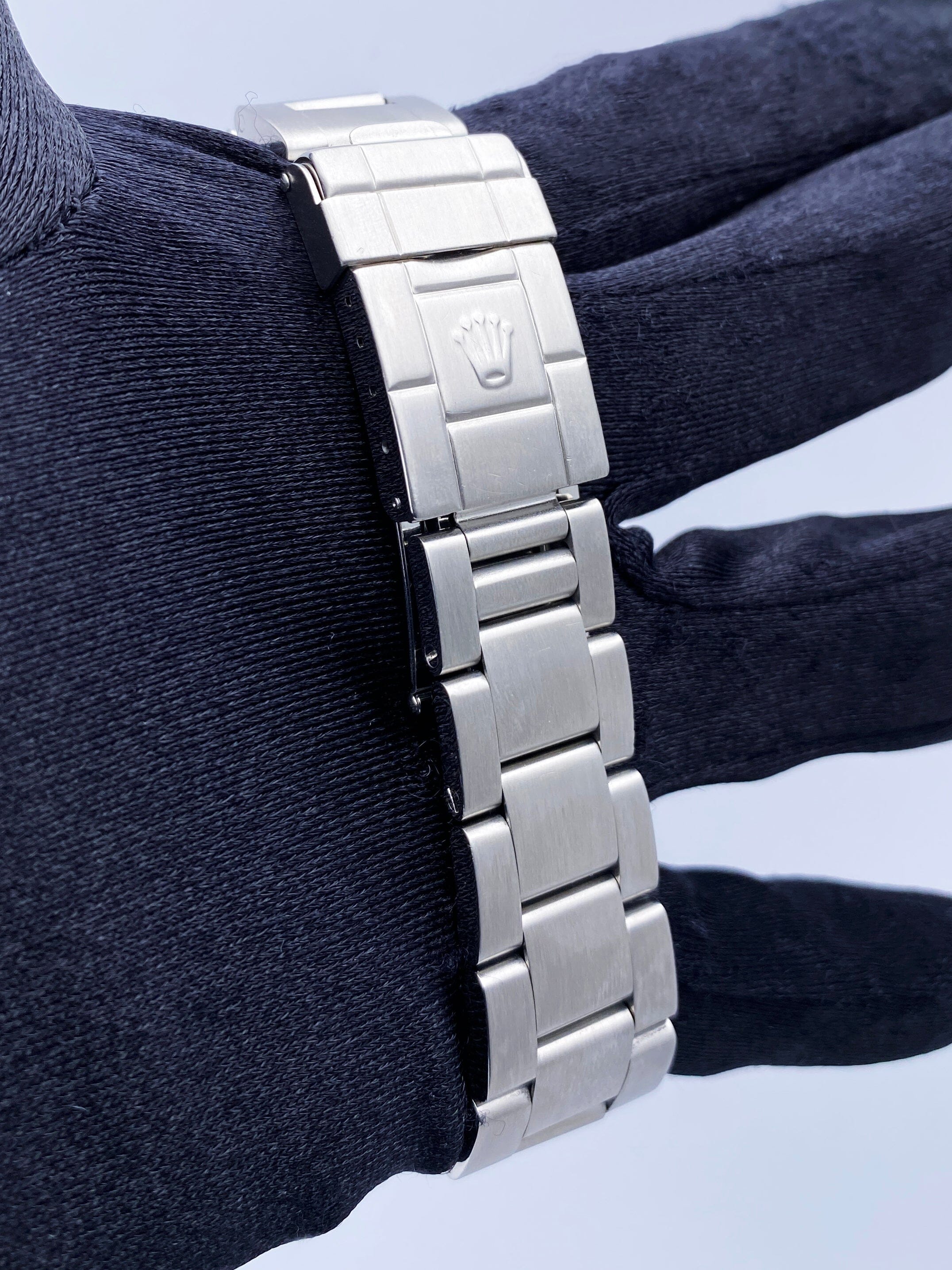 Rolex Explorer II 16570 Thumbnail 5