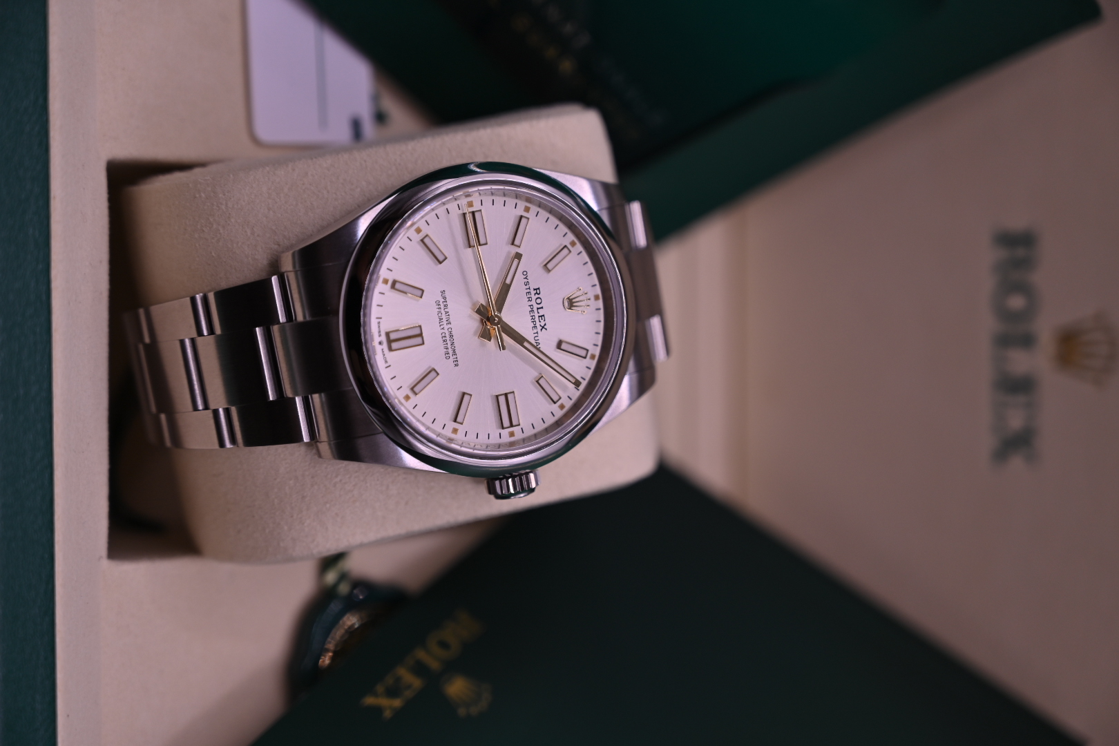 Rolex Oyster Perpetual 41 134300 Thumbnail 7