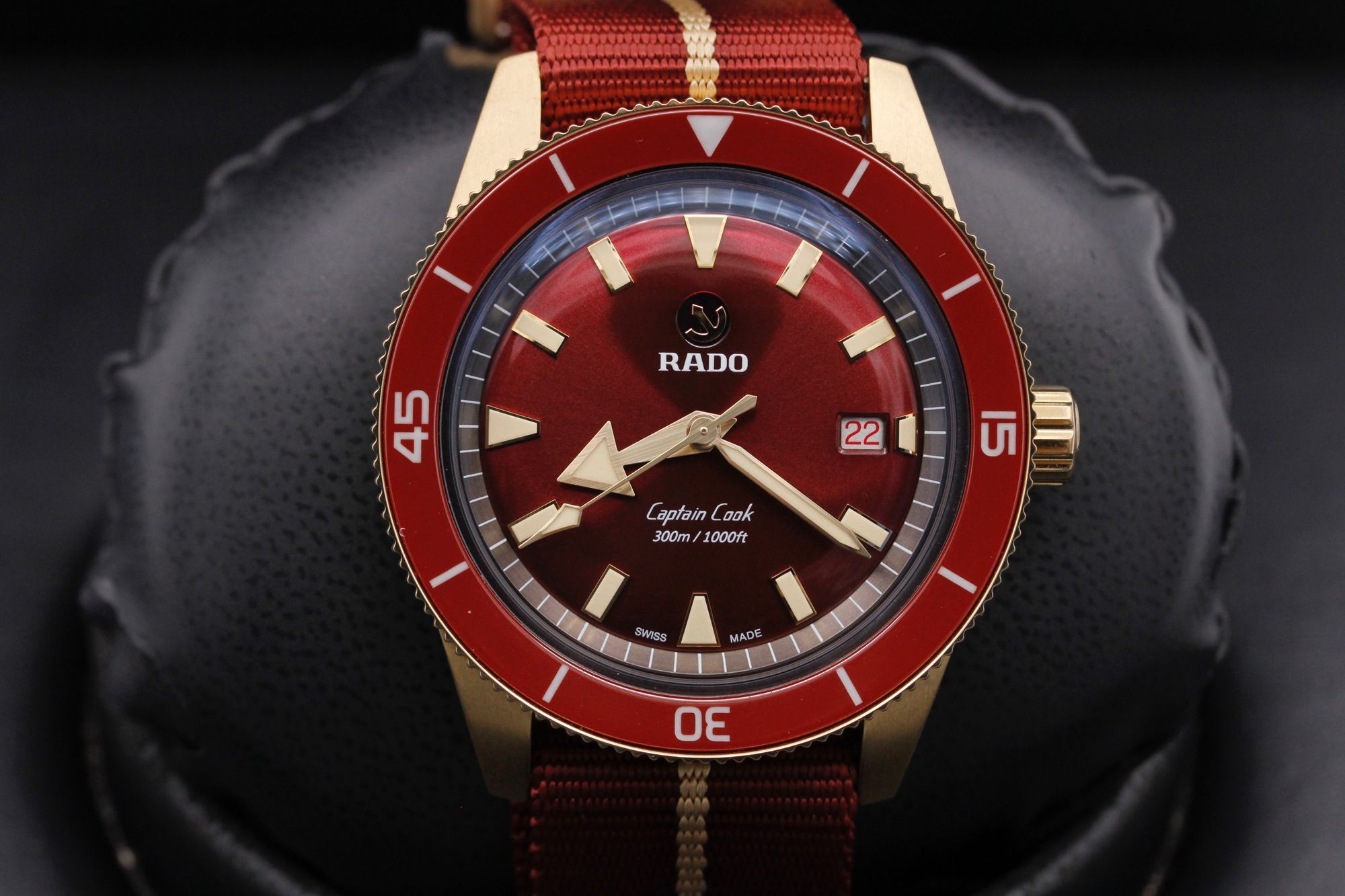 Rado Captain Cook R32504407 Thumbnail 1