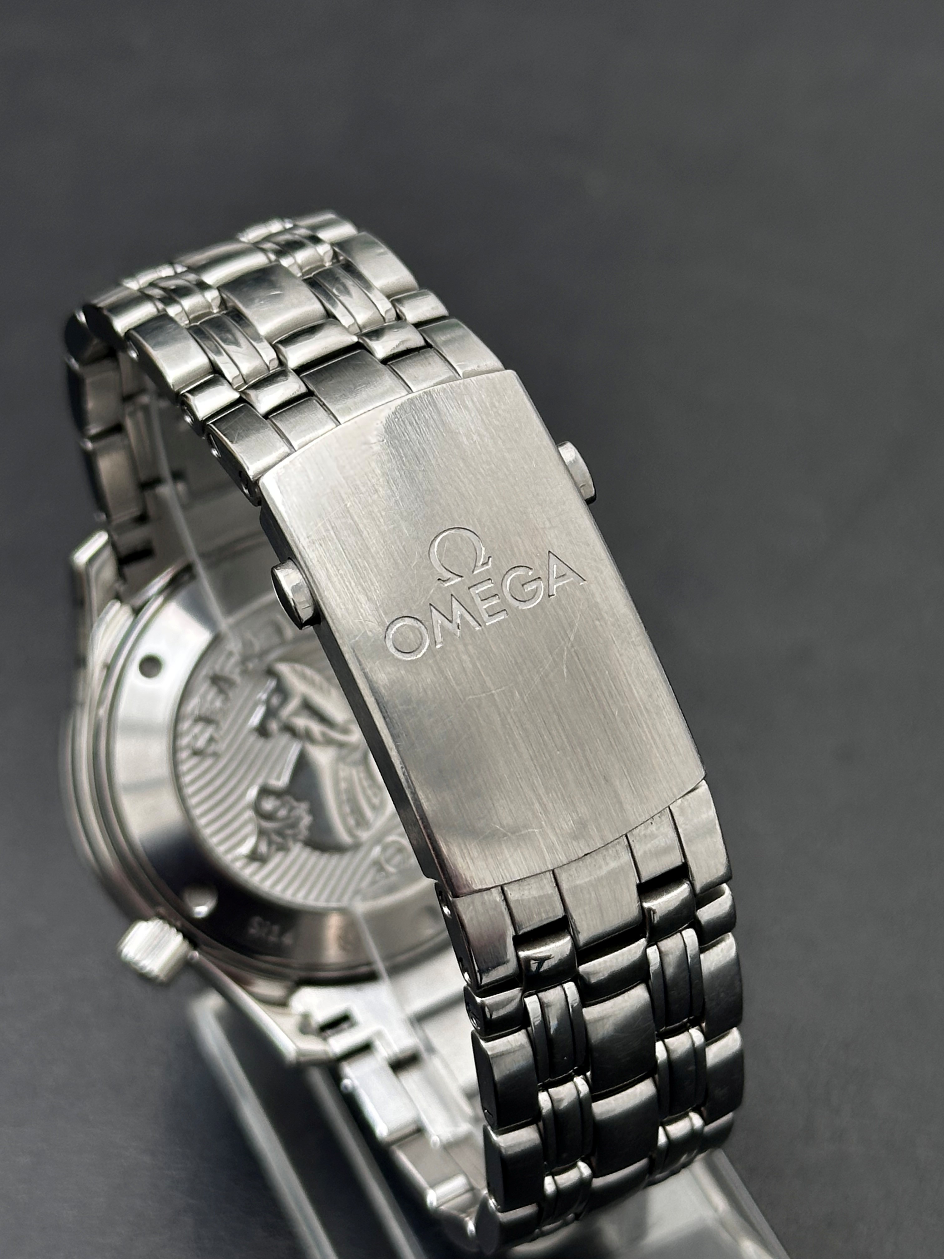 Omega Seamaster Diver 300m 212.30.42.50.01.001 Thumbnail 5