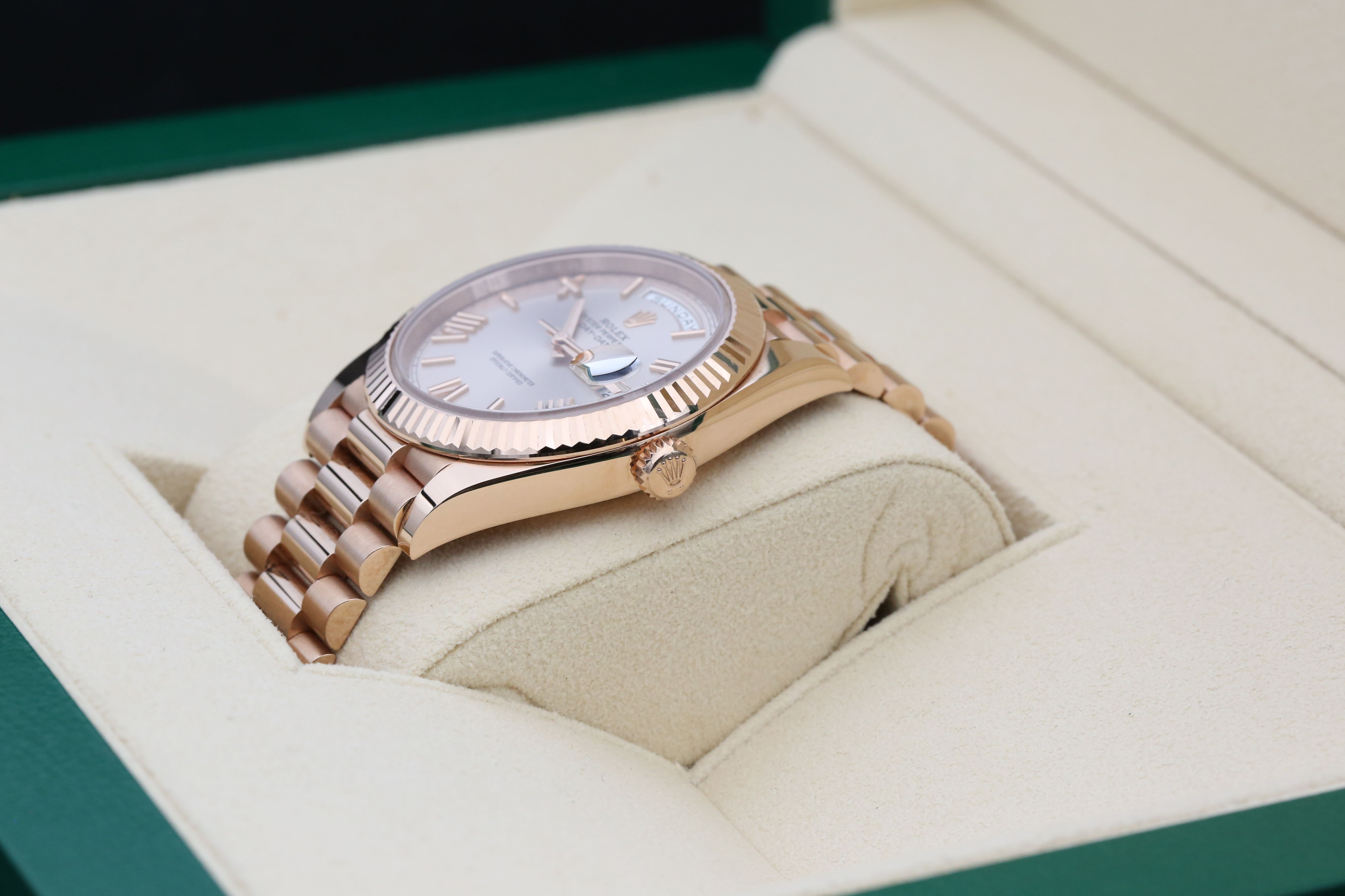 Rolex Day-Date 40 228235 Thumbnail 6