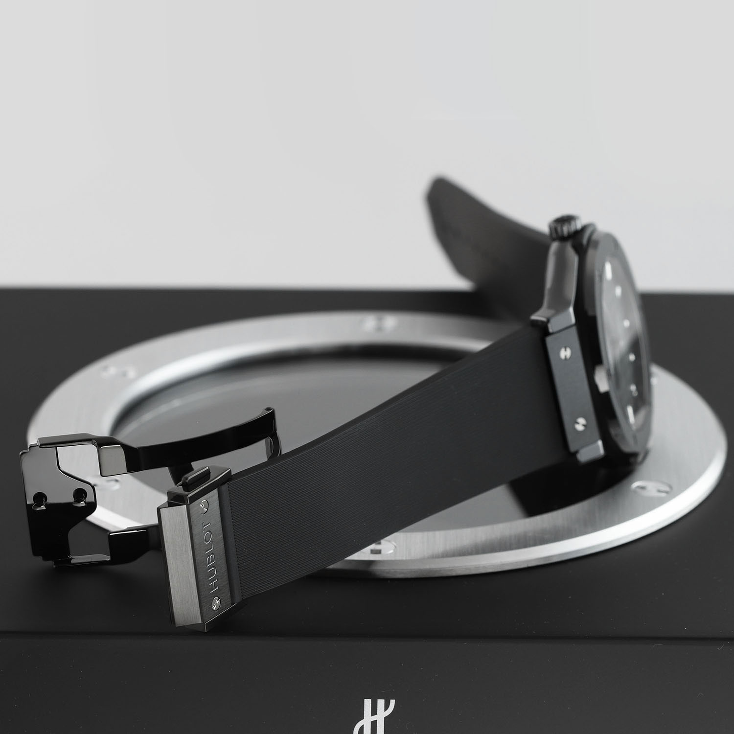 Hublot Classic Fusion 511.CM.1771.RX Thumbnail 4