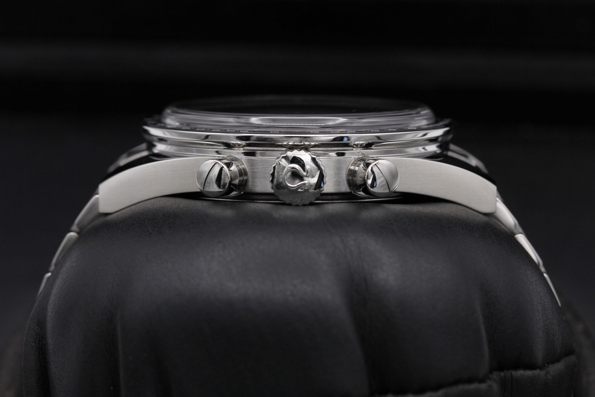 Omega Speedmaster Calibre 321 311.30.40.30.01.001 Thumbnail 3