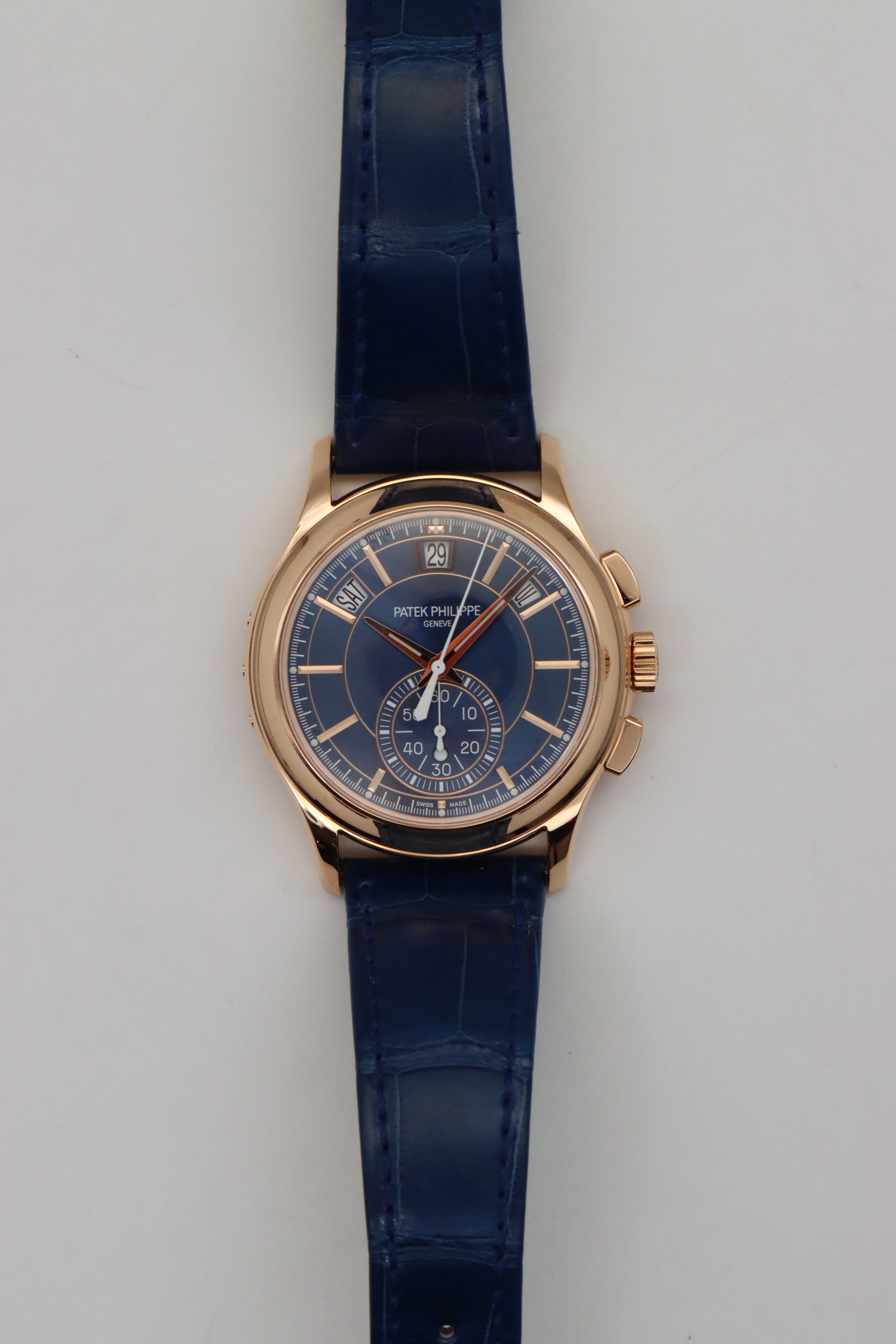 Patek Philippe Complications 5905R-001 Thumbnail 1