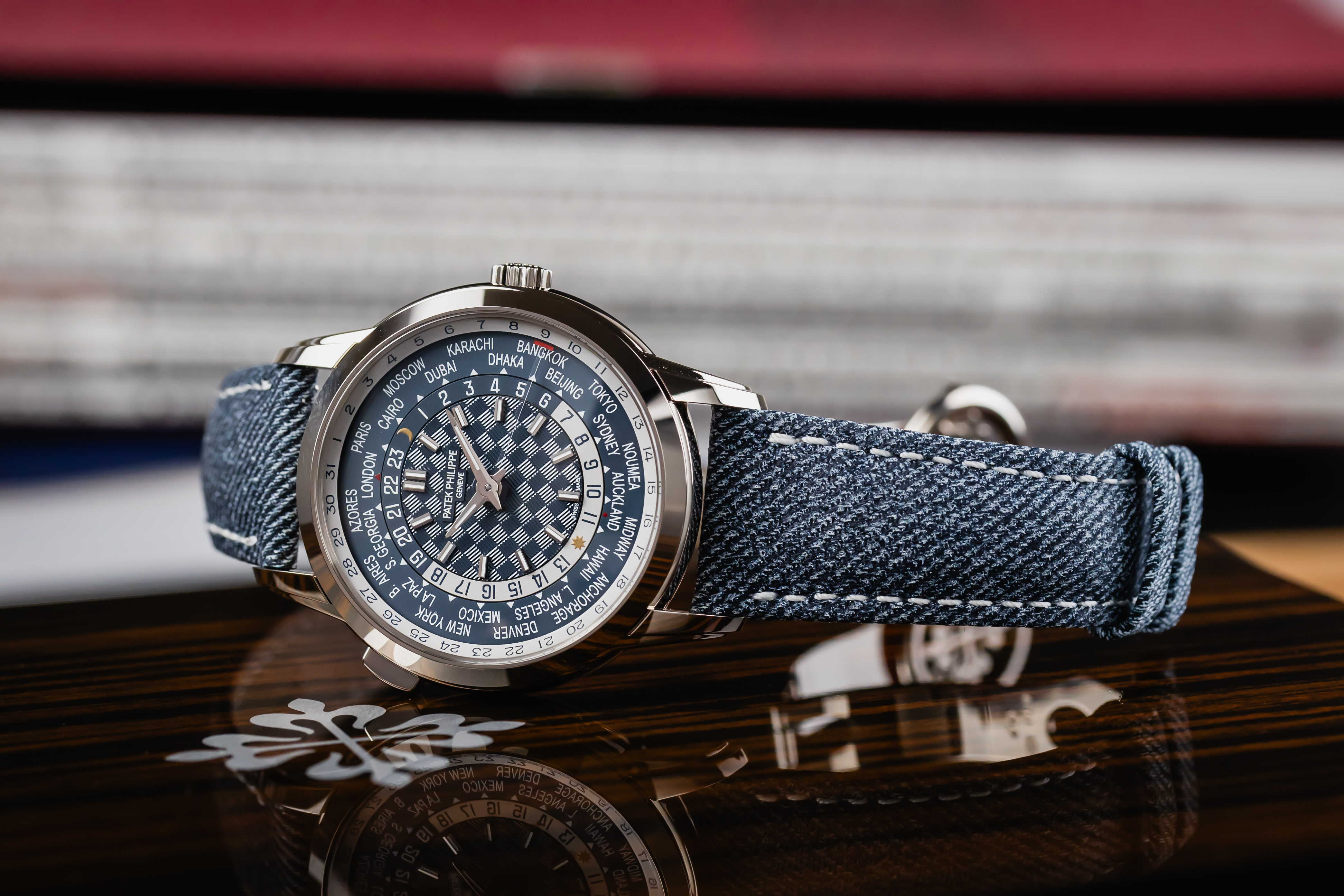 Patek Philippe Complications 5330G-001 Thumbnail 6