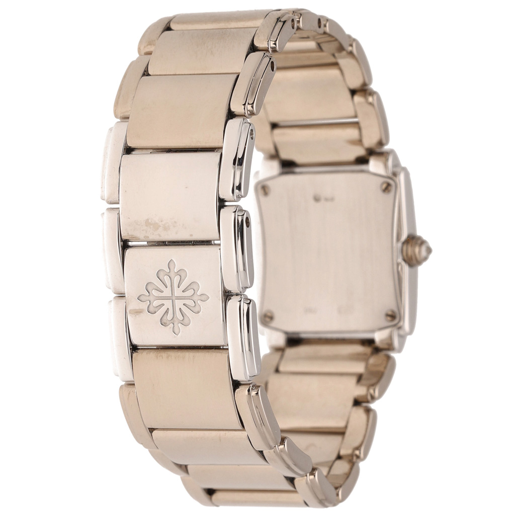 Patek Philippe Twenty-4 4908/200G Thumbnail 3
