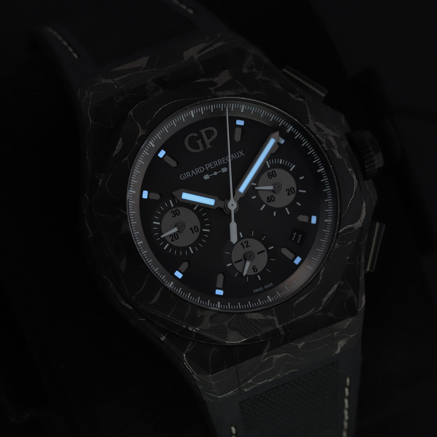 Girard Perregaux Laureato 81060-41-3222-1CX Thumbnail 5