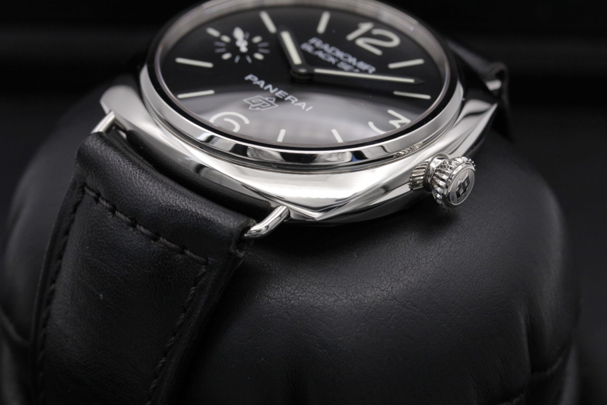 Panerai Radiomir Manual PAM00380 Thumbnail 2