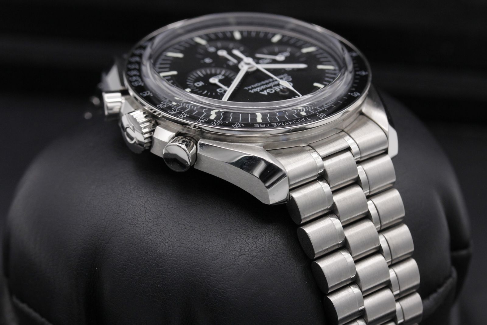Omega Speedmaster Moonwatch Professional 310.30.42.50.01.002 Thumbnail 4