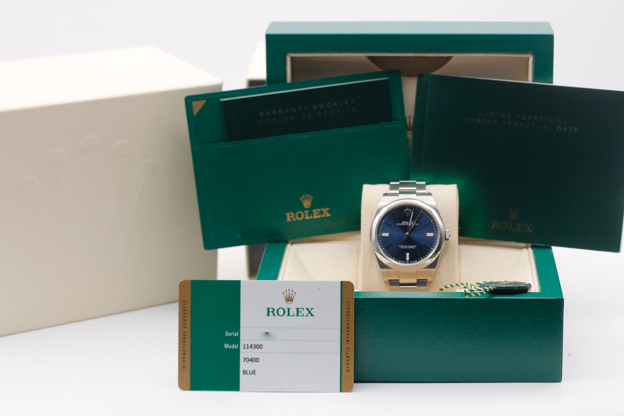 Rolex Oyster Perpetual 114300 Thumbnail 5