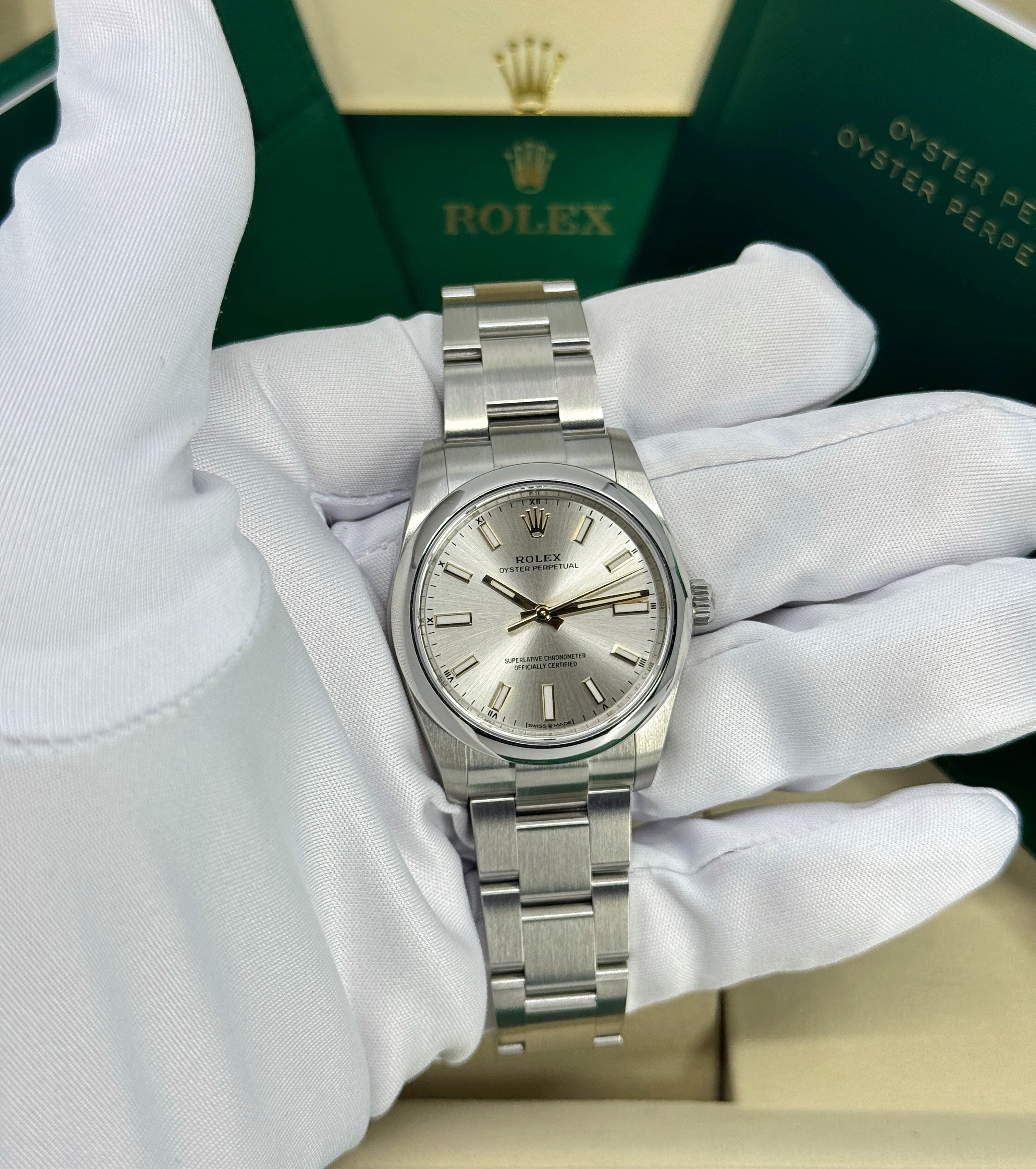 Rolex Oyster Perpetual 124200 Thumbnail 6