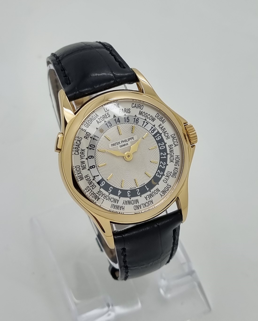 Patek Philippe World Time 5110J-001 Thumbnail 3