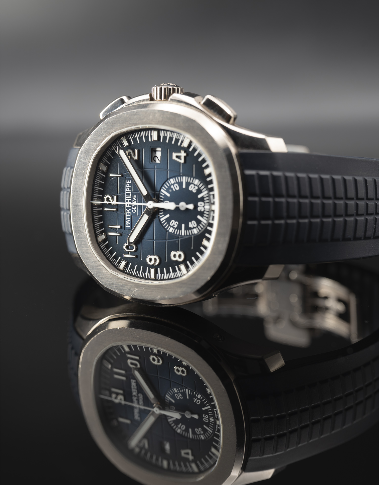 Patek Philippe Aquanaut 5968G-001 Thumbnail 7