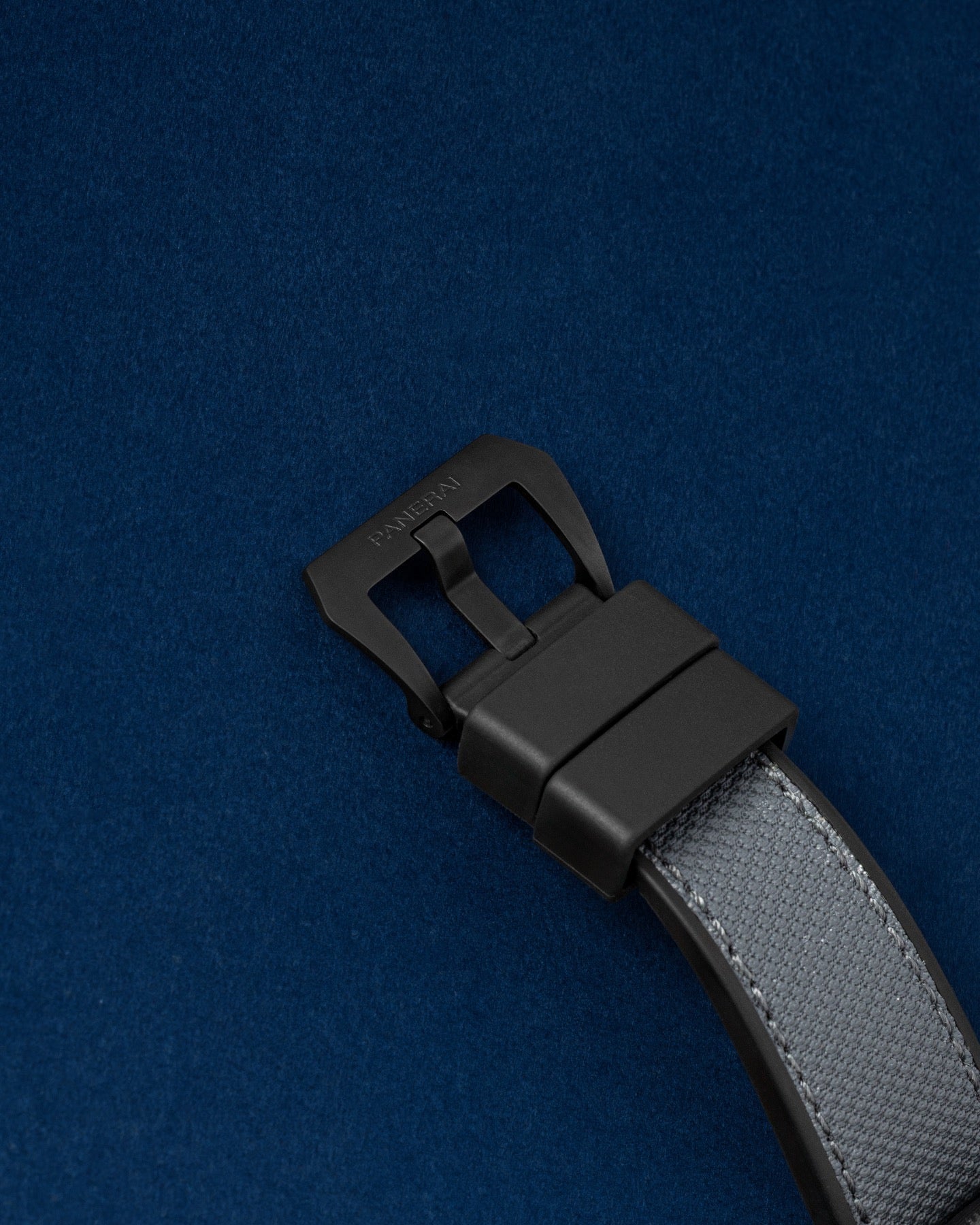 Panerai Submersible PAM01563 Thumbnail 3