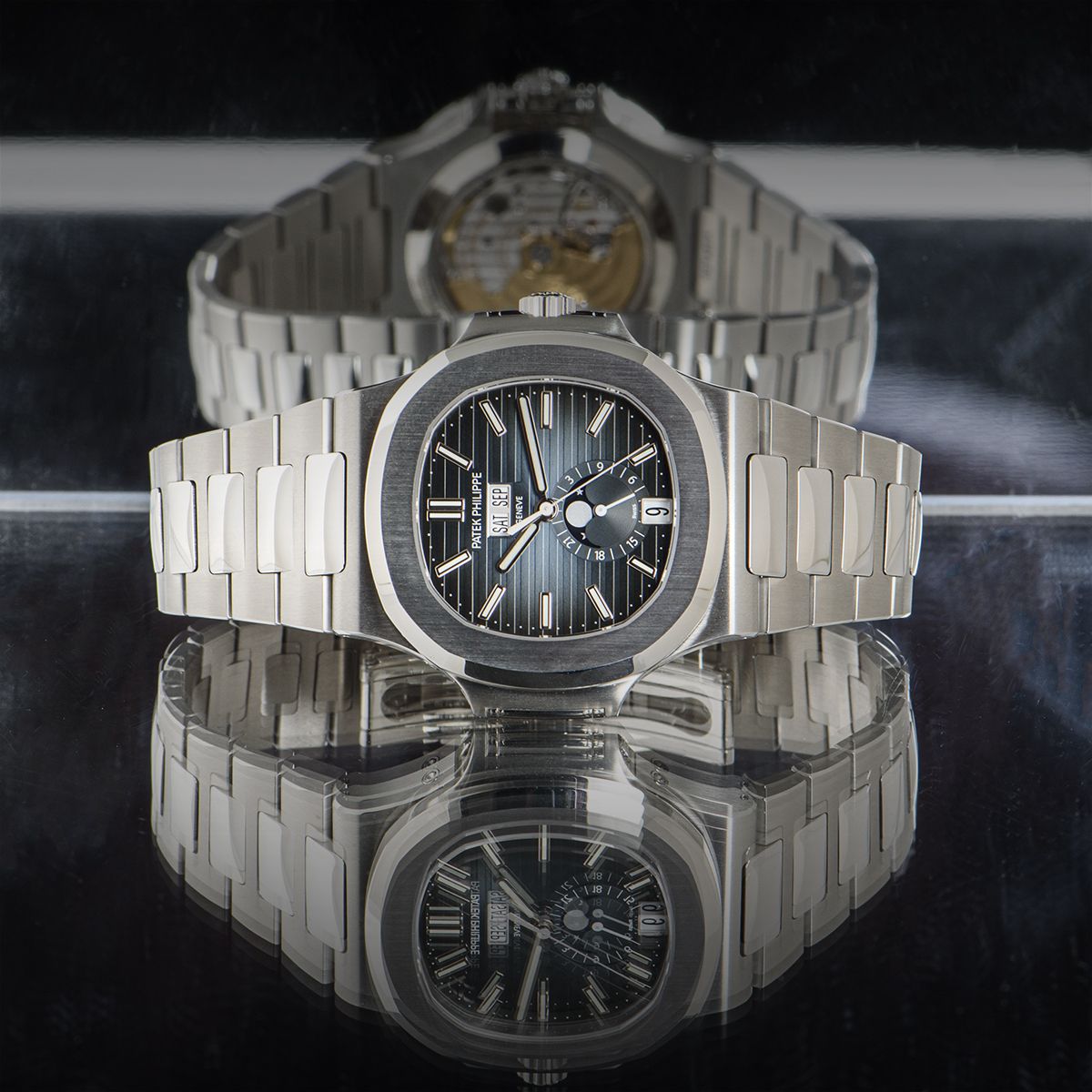 Patek Philippe Nautilus 5726/1A-014 Thumbnail 6