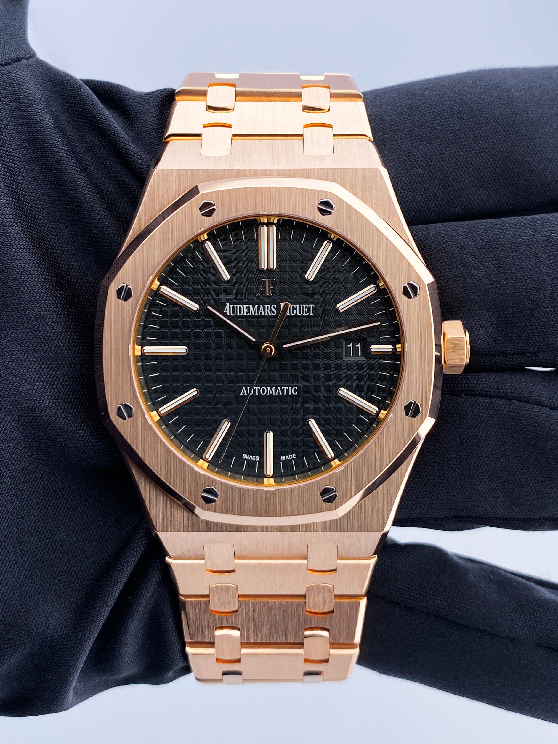 Audemars Piguet Royal Oak 15400OR.OO.1220OR.01 Thumbnail 2