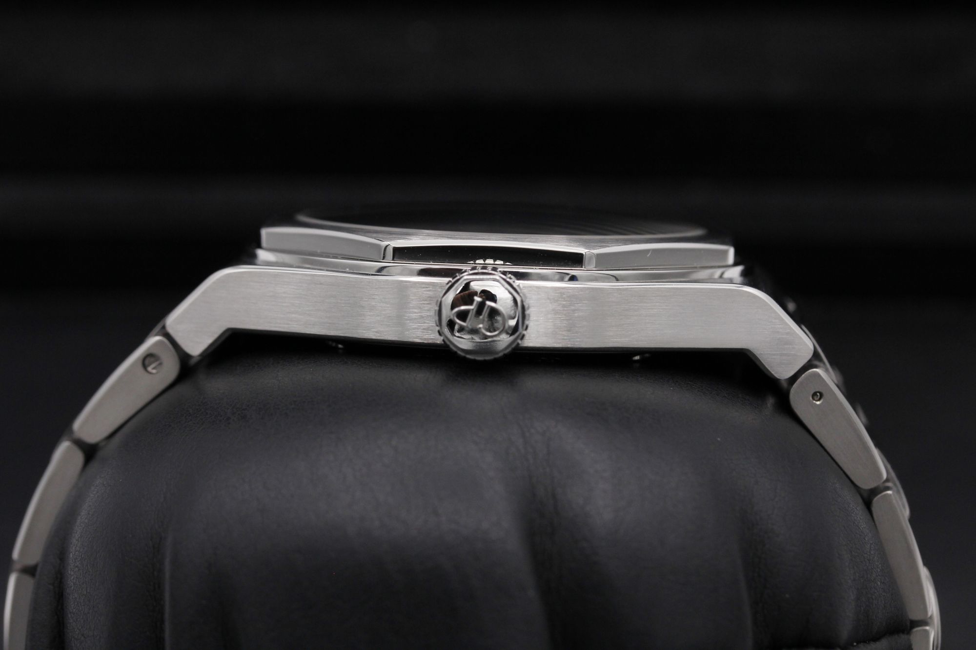 Girard Perregaux Laureato 81010-11-634-11A Thumbnail 3