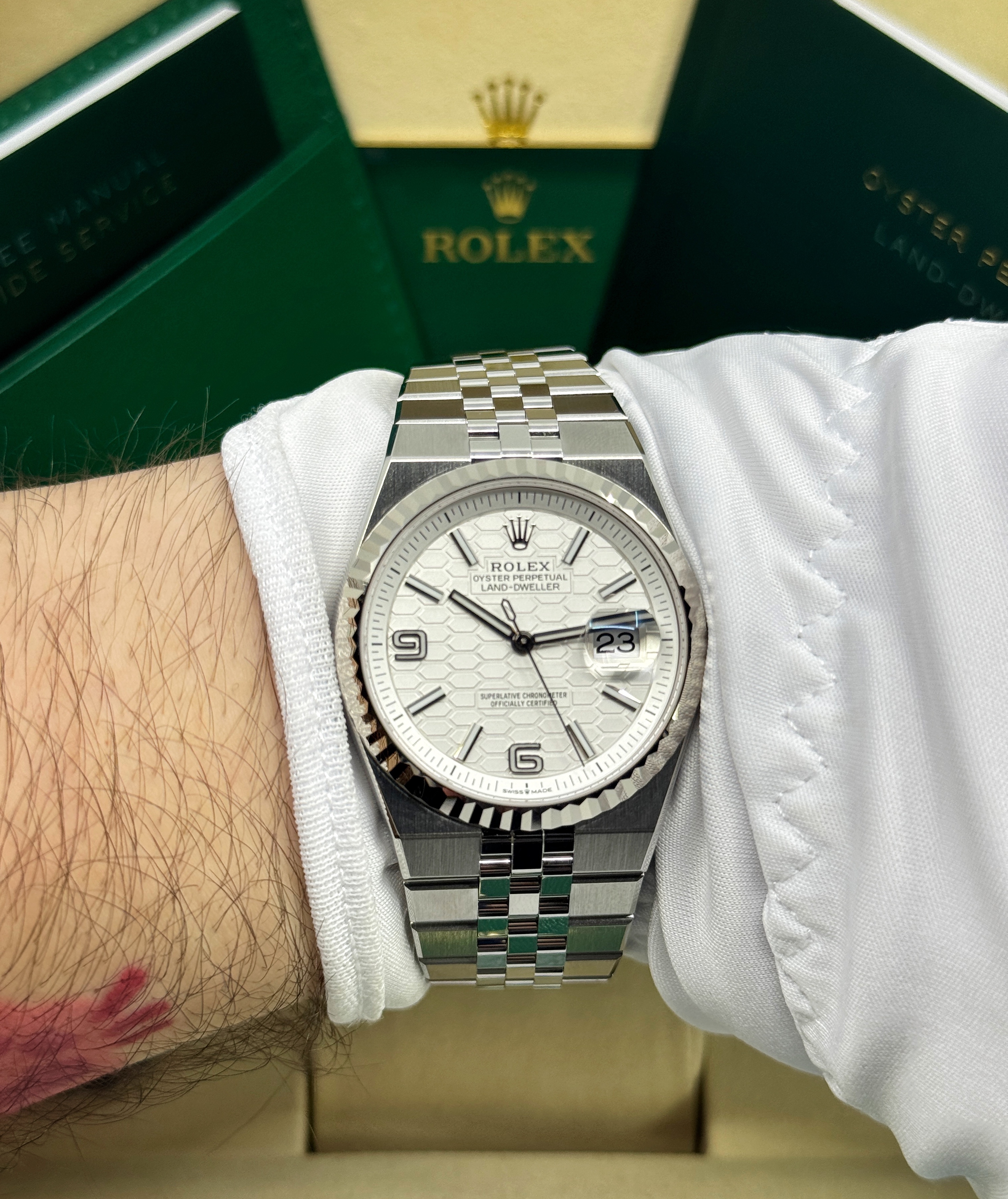 Rolex Land-Dweller 36 127234 Thumbnail 5