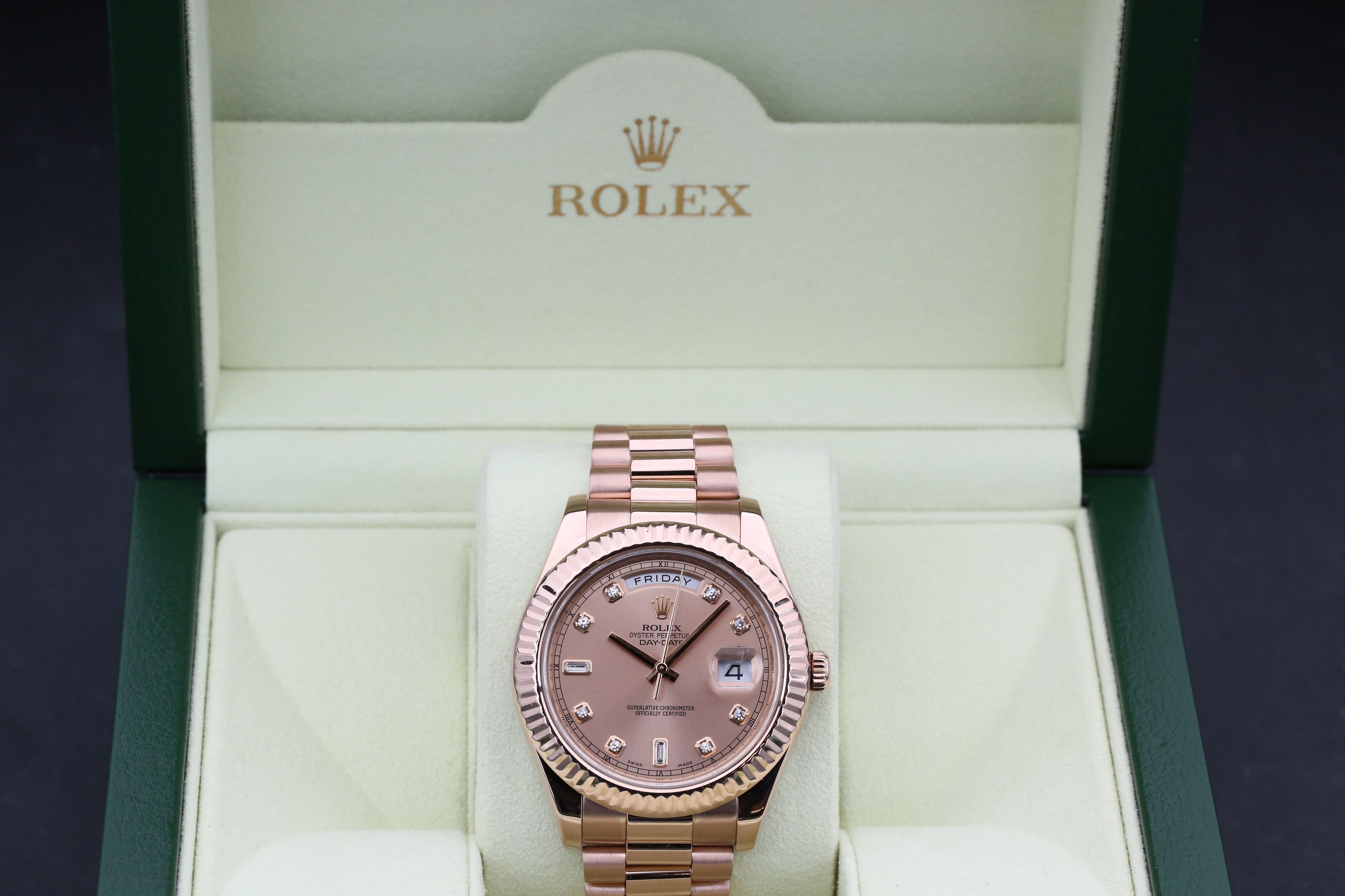 Rolex Day-Date II 218235 Thumbnail 4