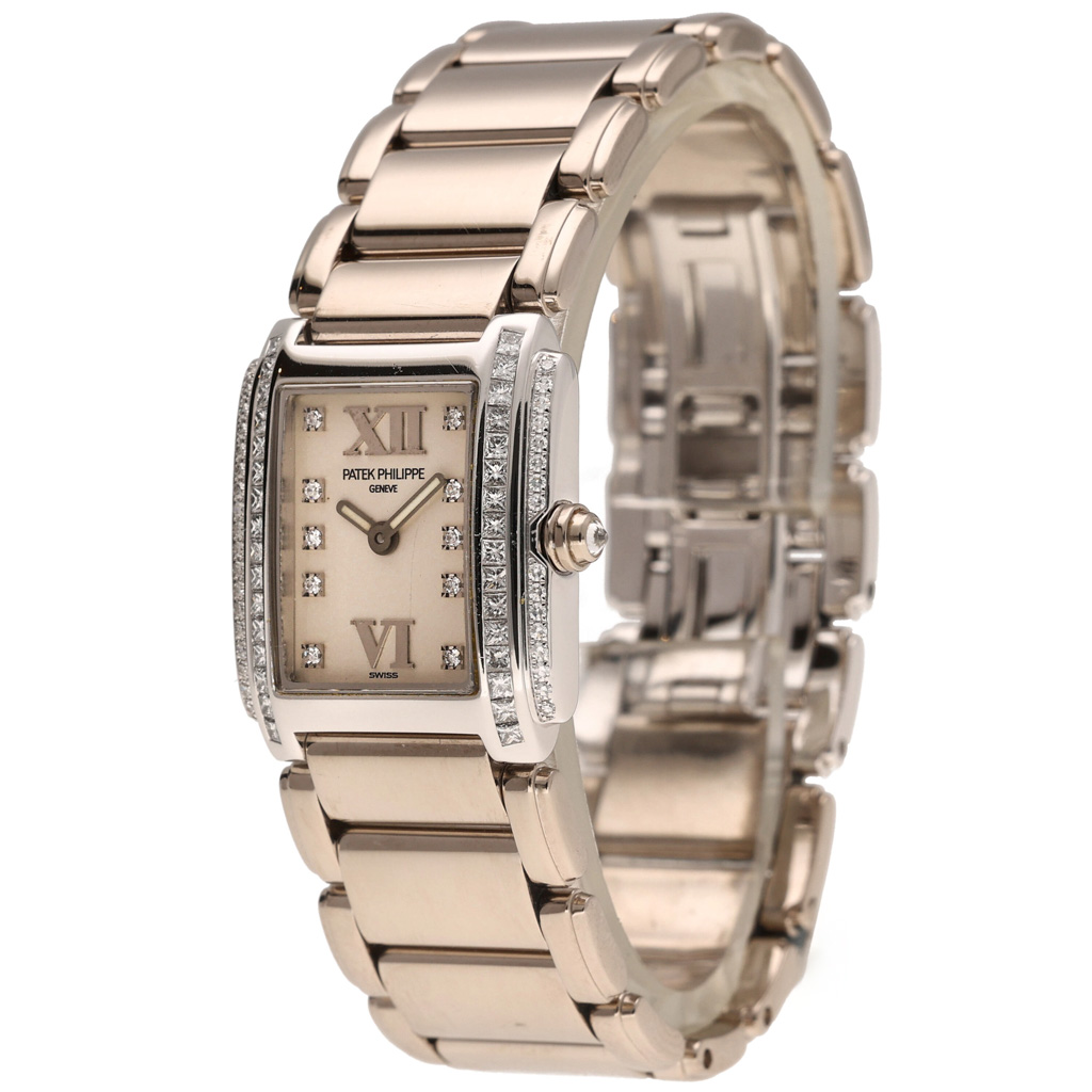 Patek Philippe Twenty-4 4908/200G Thumbnail 5