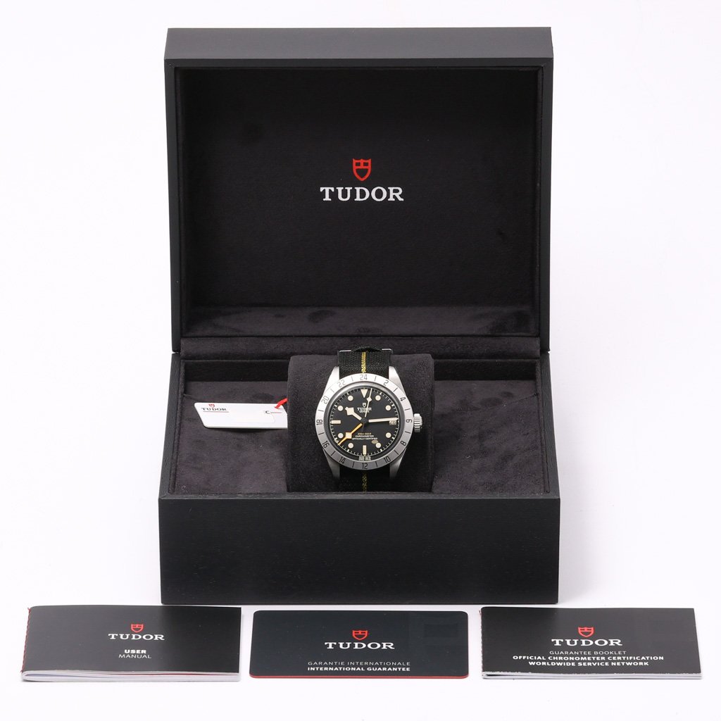 Tudor Black Bay Pro M79470-0001 Thumbnail 7