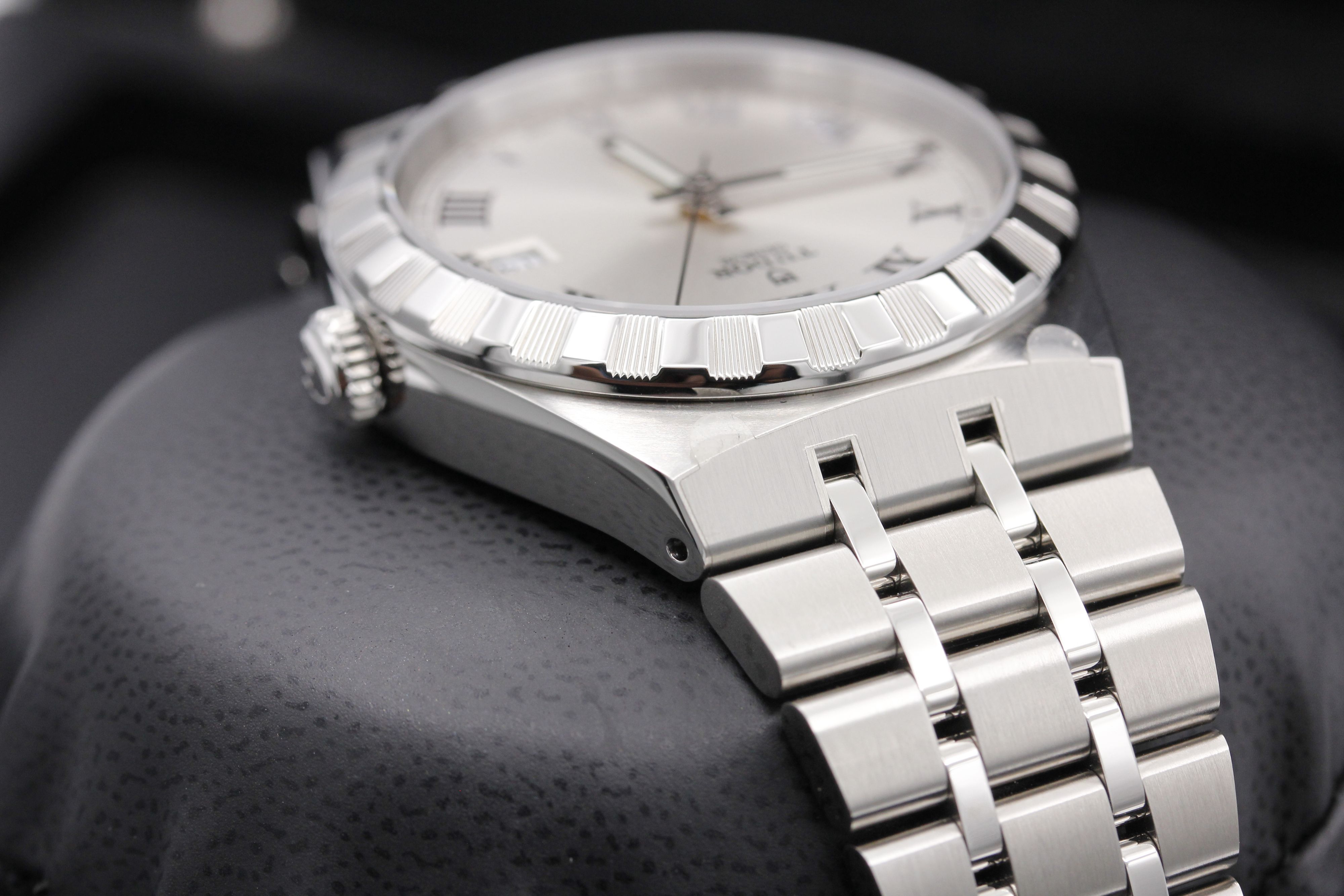 Tudor Royal M28500-0001 Thumbnail 4