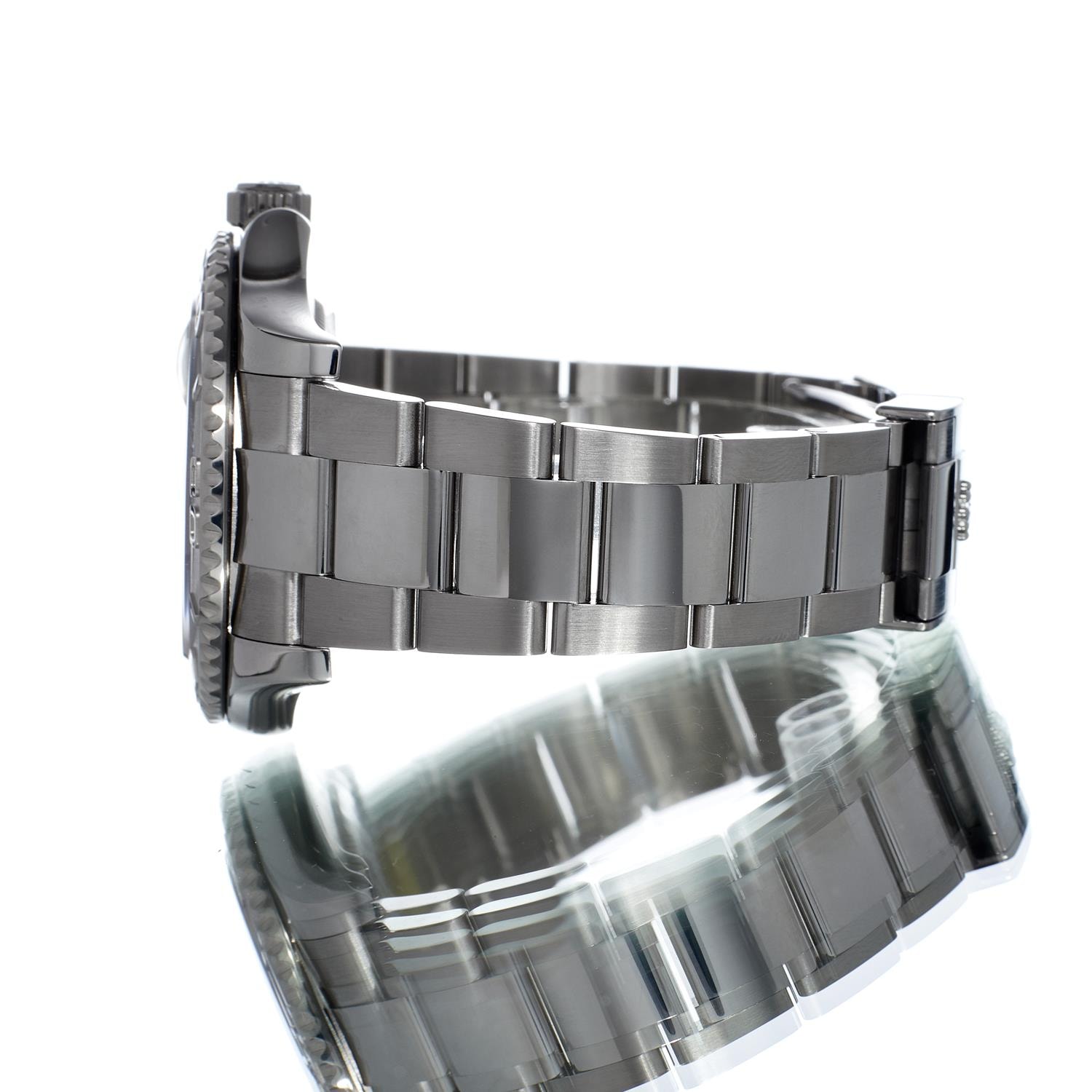 Rolex Yacht-Master 116622 Thumbnail 2