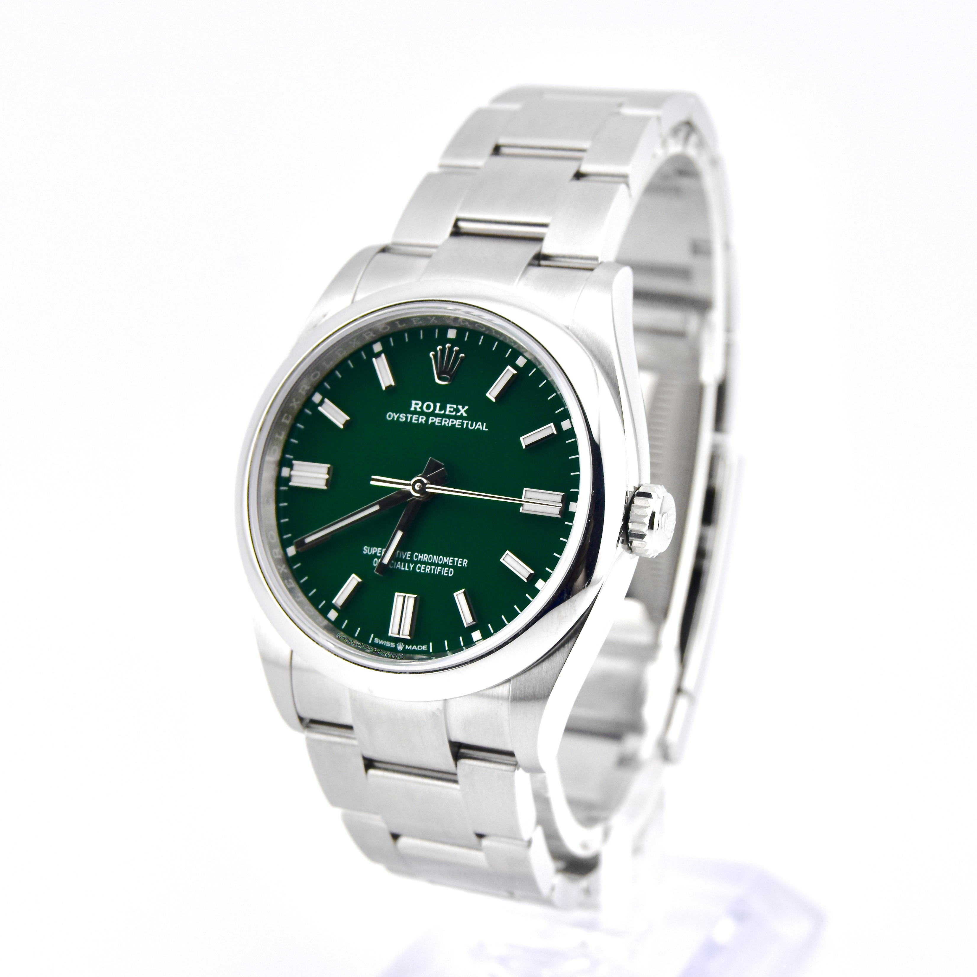 Rolex Oyster Perpetual 126000 Thumbnail 2